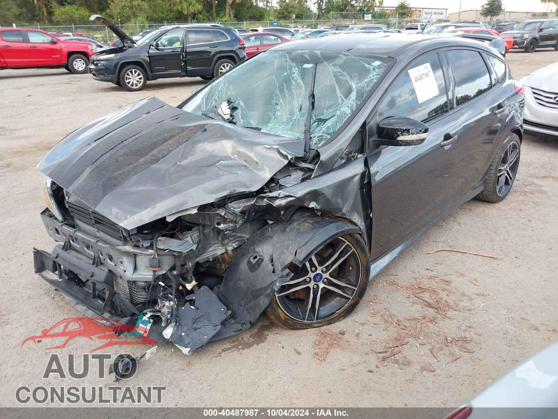 FORD FOCUS ST 2016 - 1FADP3L99GL356437