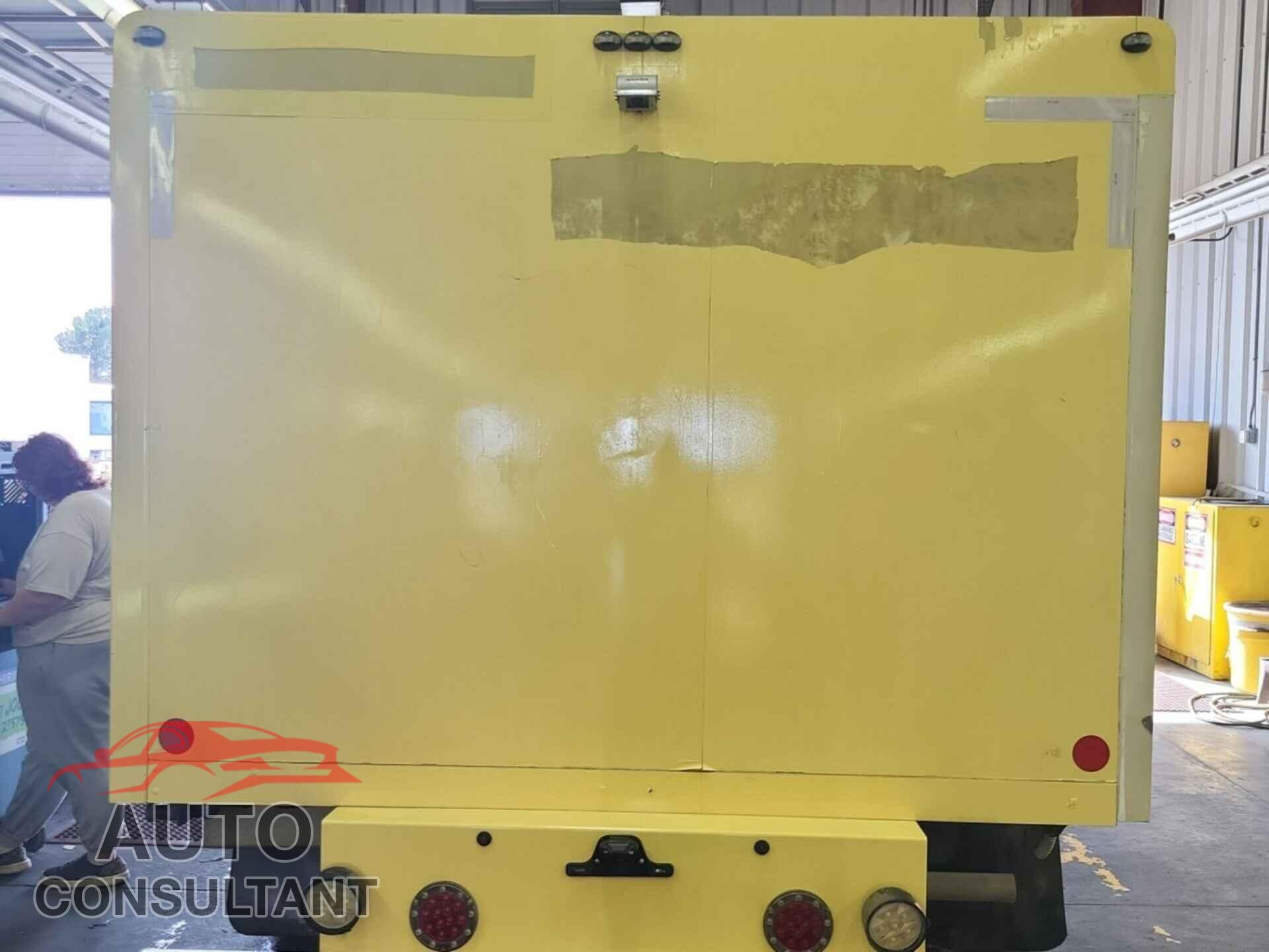 FORD ECONOLINE 2019 - 1FDXE4FS5KDC19351