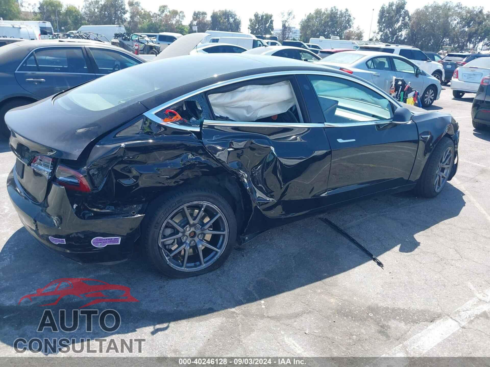 TESLA MODEL 3 2019 - 5YJ3E1EA1KF395767