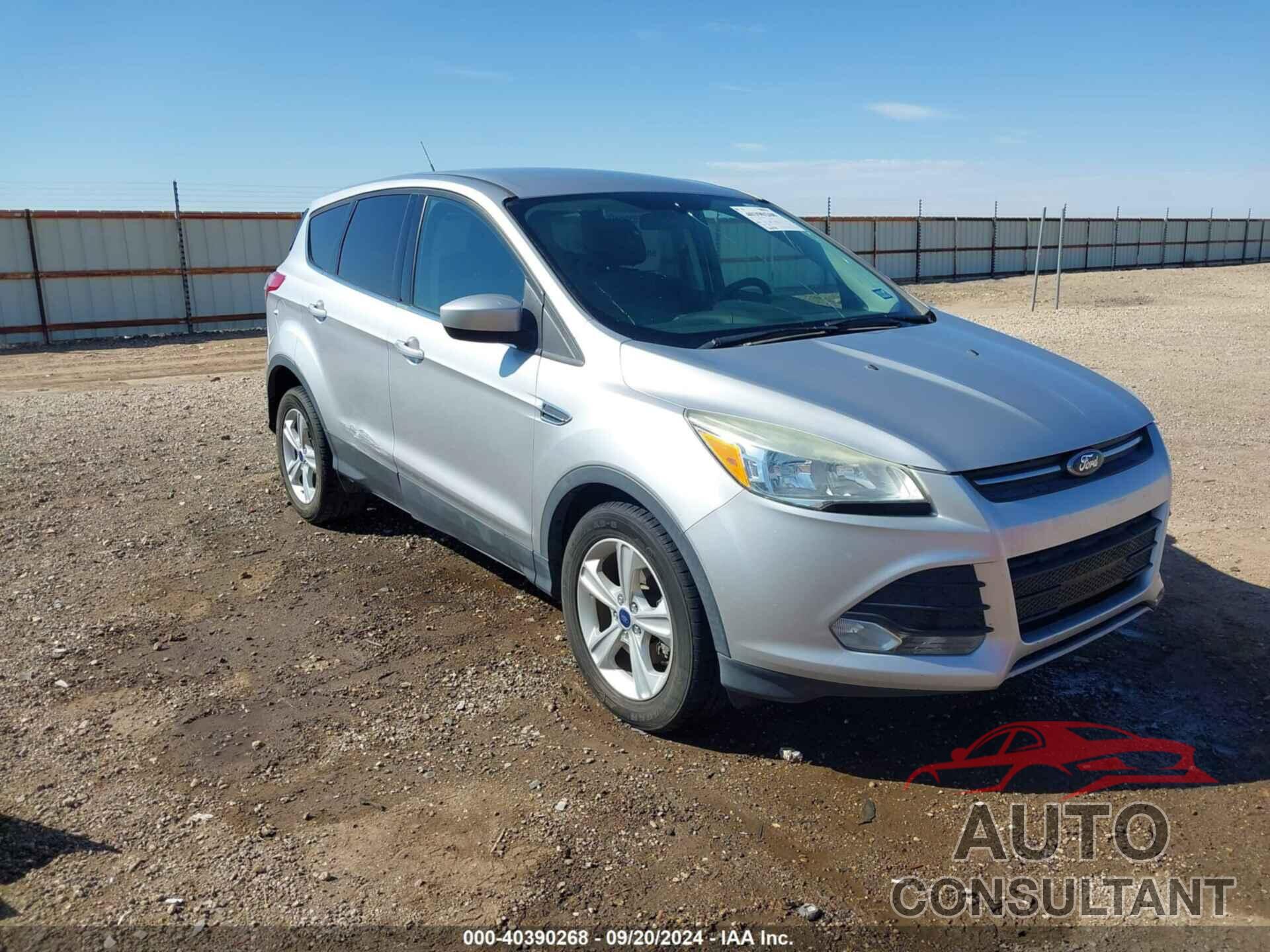 FORD ESCAPE 2016 - 1FMCU0G75GUA21817