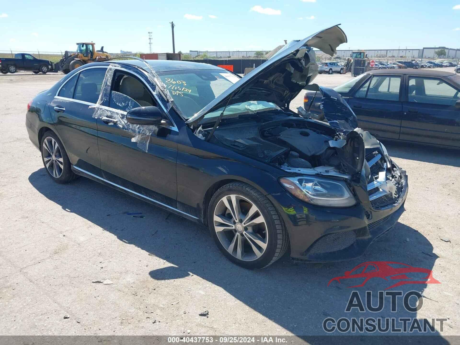 MERCEDES-BENZ C 300 2017 - 55SWF4JB0HU189826