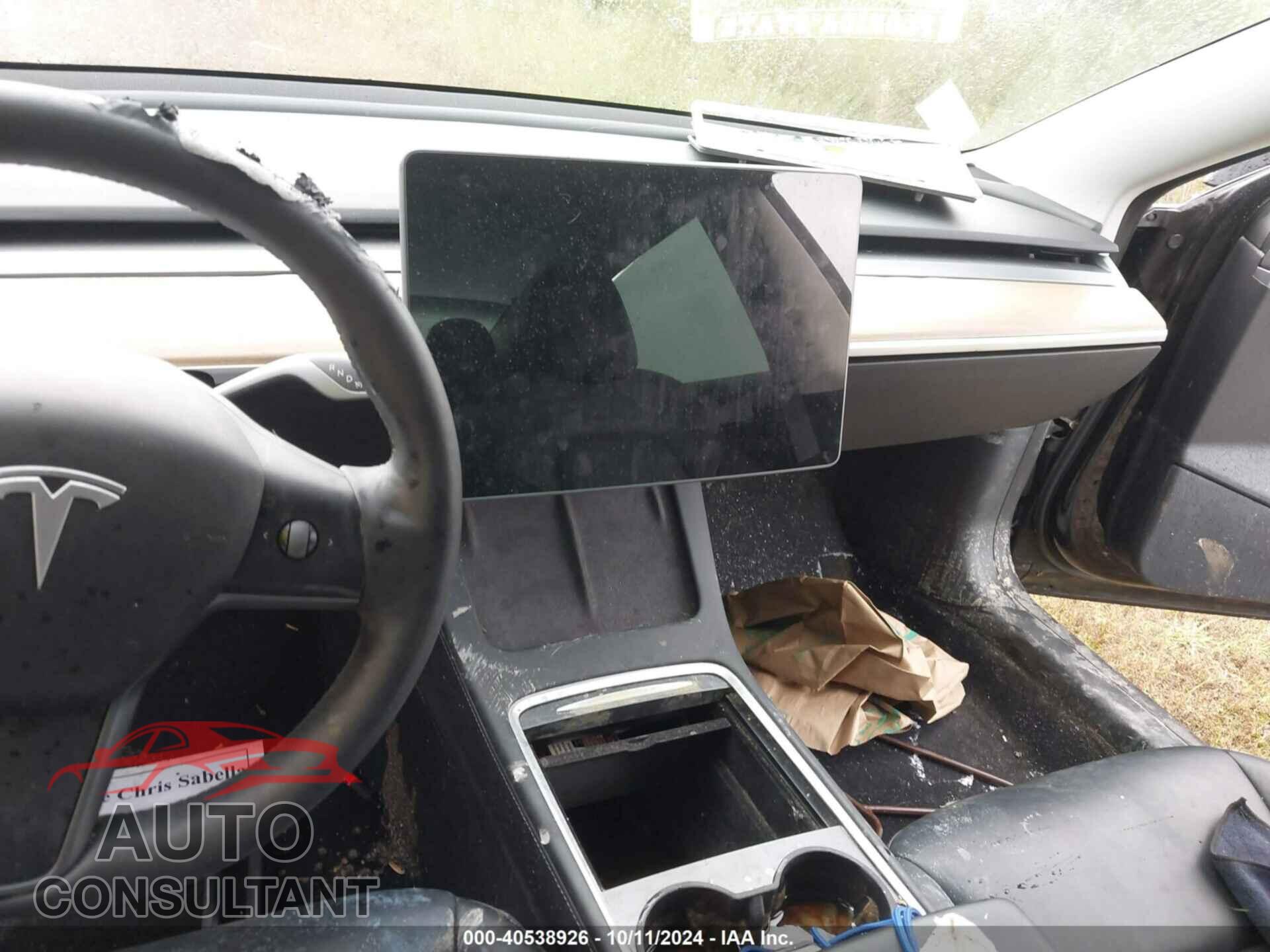 TESLA MODEL 3 2021 - 5YJ3E1EA0MF077805