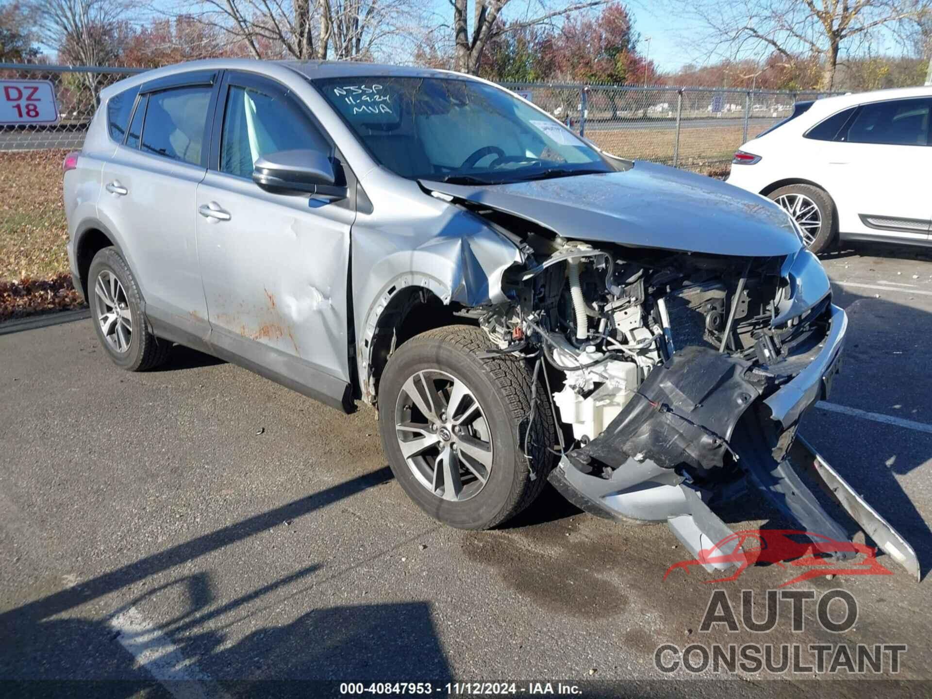 TOYOTA RAV4 2018 - 2T3WFREV8JW477449