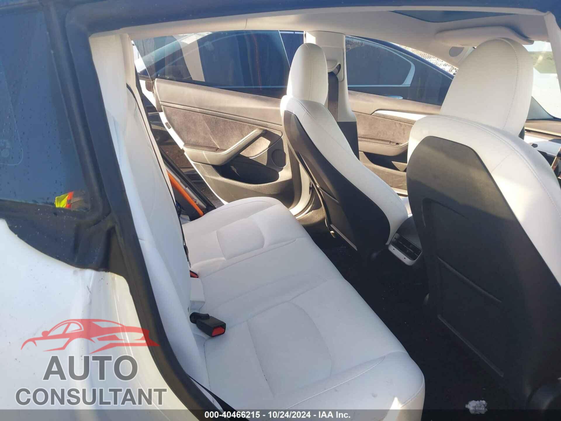 TESLA MODEL 3 2023 - 5YJ3E1EA7PF676690