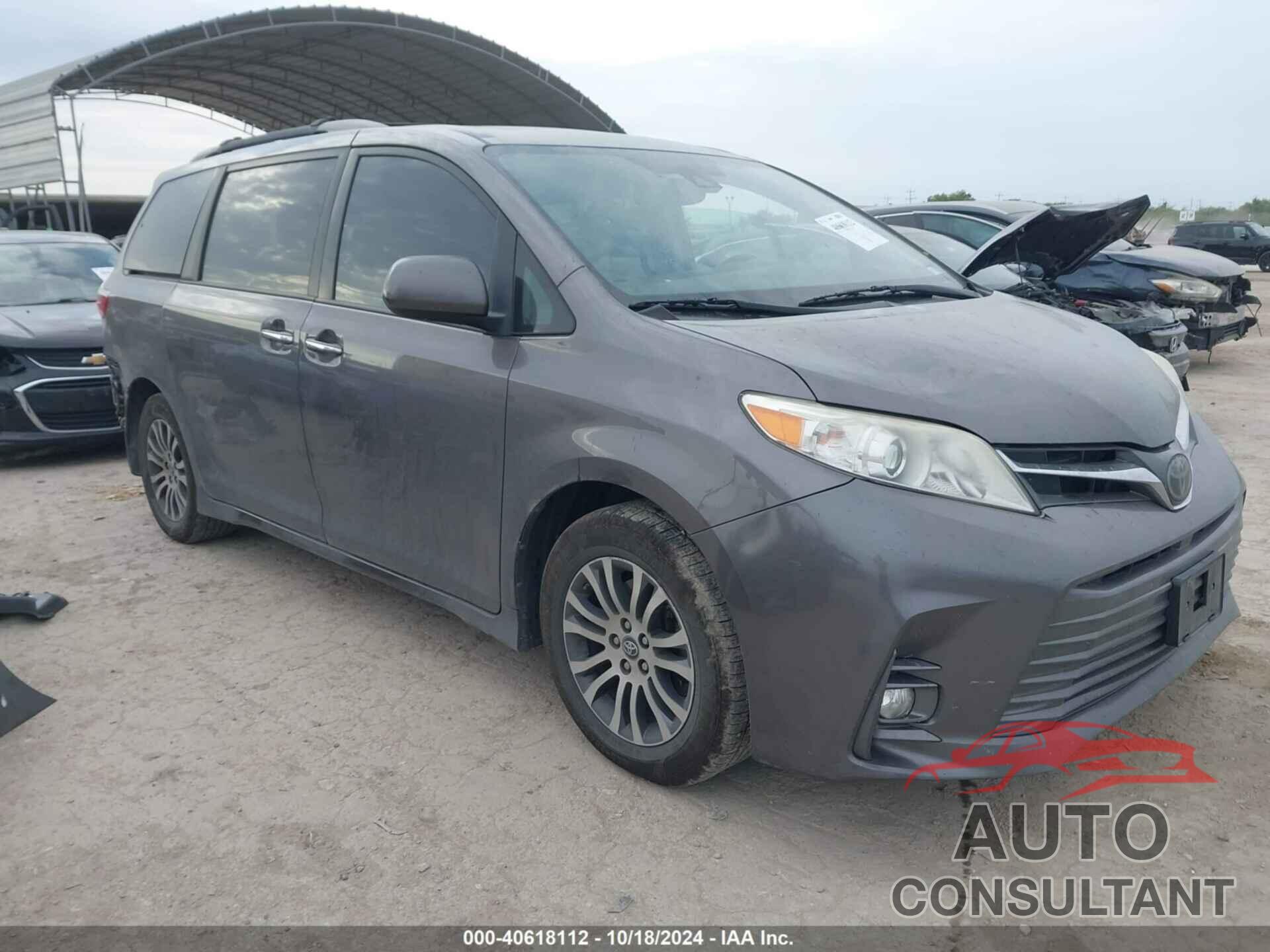 TOYOTA SIENNA 2019 - 5TDYZ3DC1KS984208