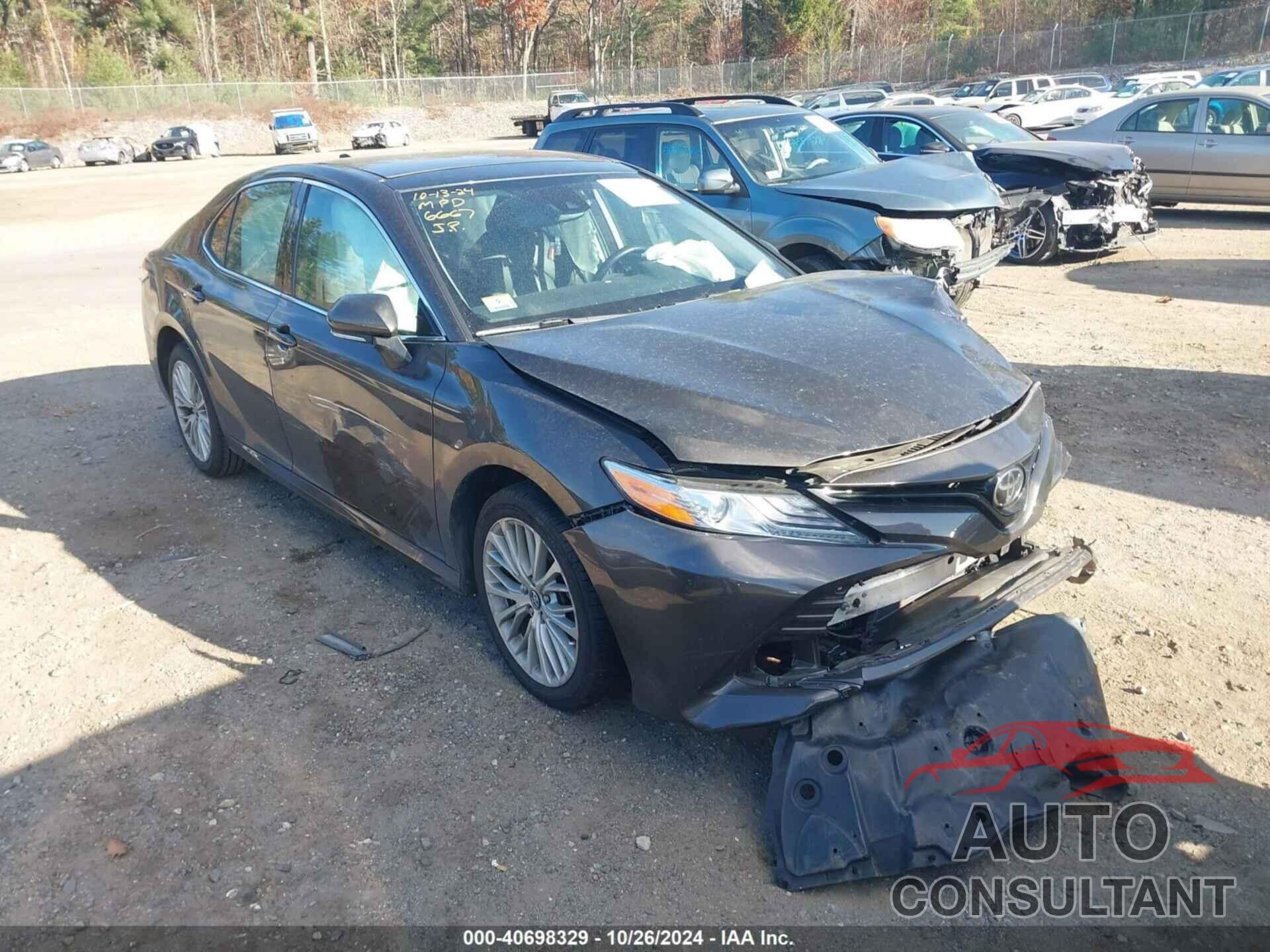 TOYOTA CAMRY 2020 - 4T1F11AK2LU916667