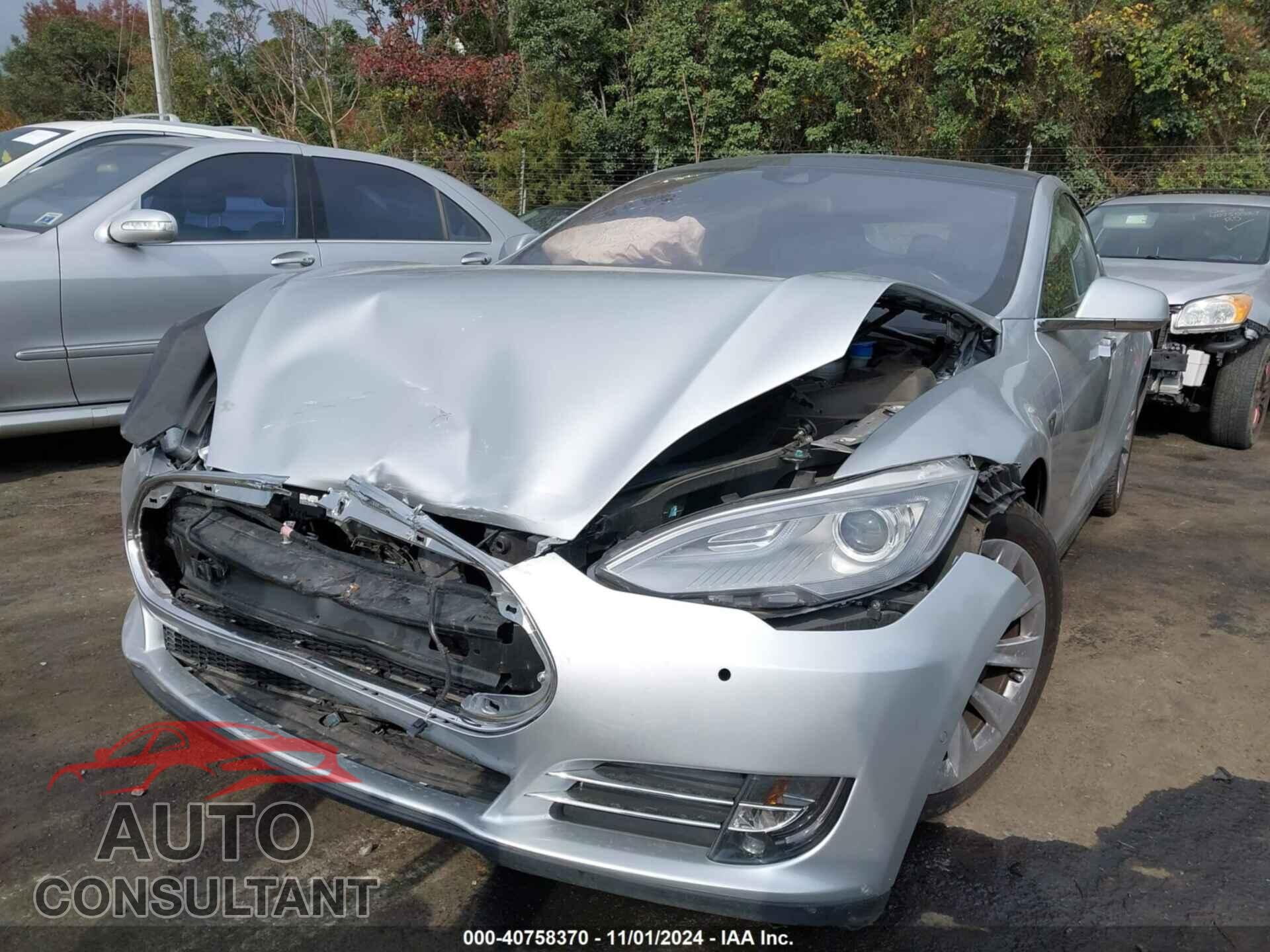 TESLA MODEL S 2015 - 5YJSA1E21FF119045