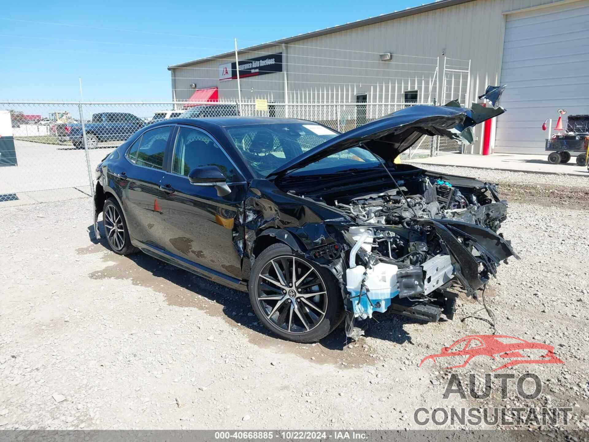 TOYOTA CAMRY 2023 - 4T1G11AK3PU741081