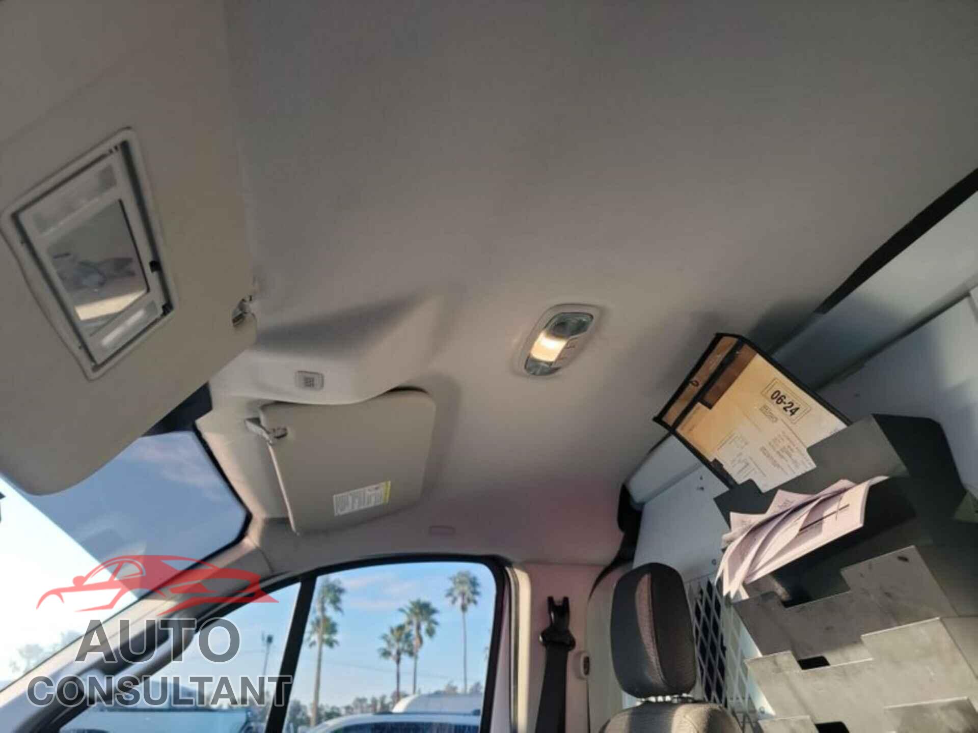 FORD TRANSIT 2017 - 1FTYR2ZM0HKA61374