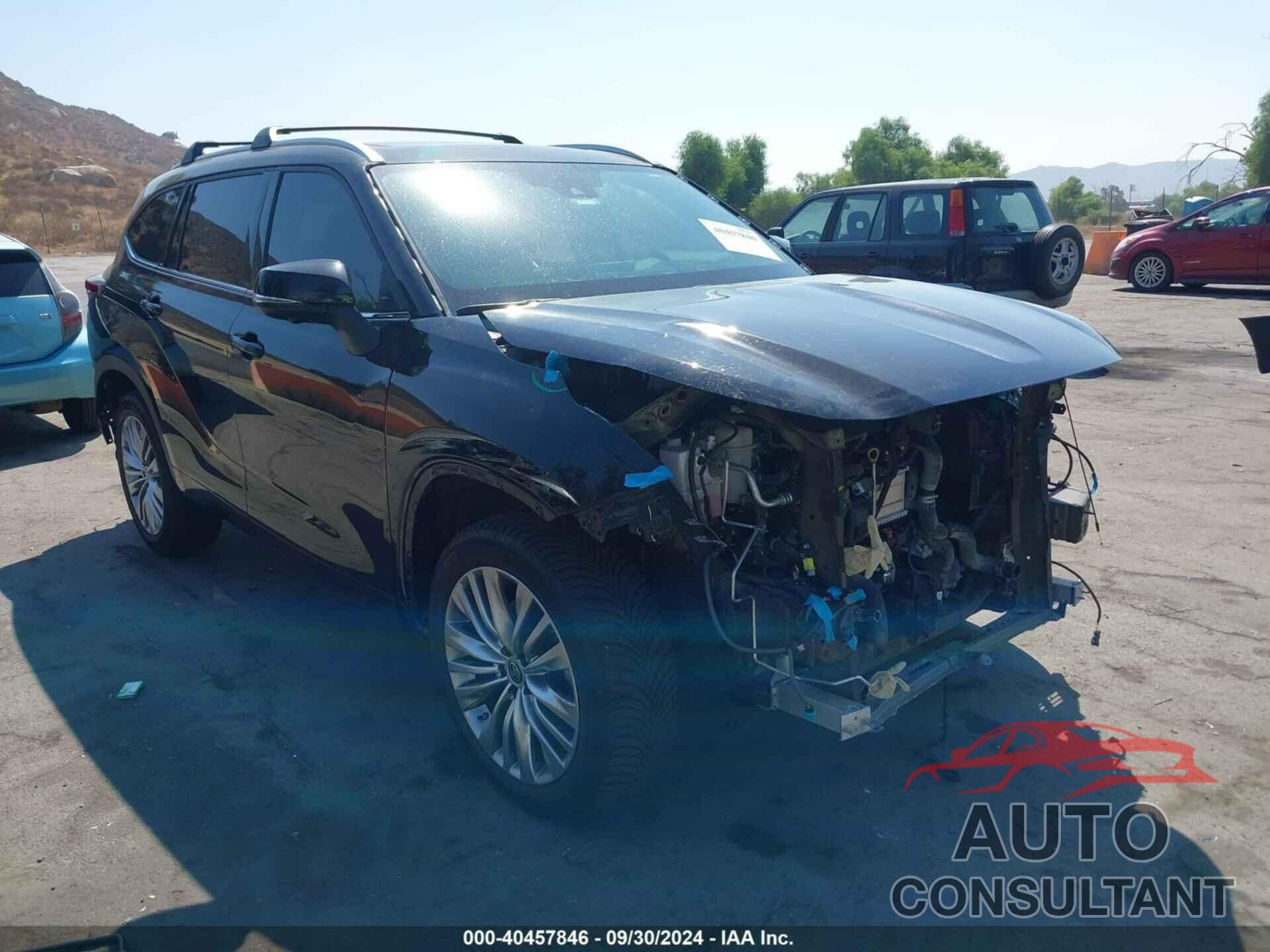 TOYOTA HIGHLANDER 2023 - 5TDKDRAH5PS044881