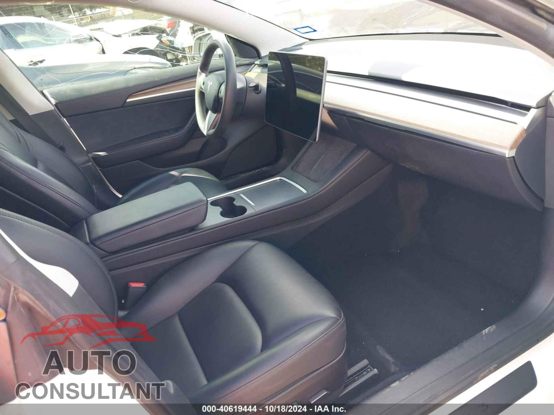 TESLA MODEL 3 2023 - 5YJ3E1EAXPF448604