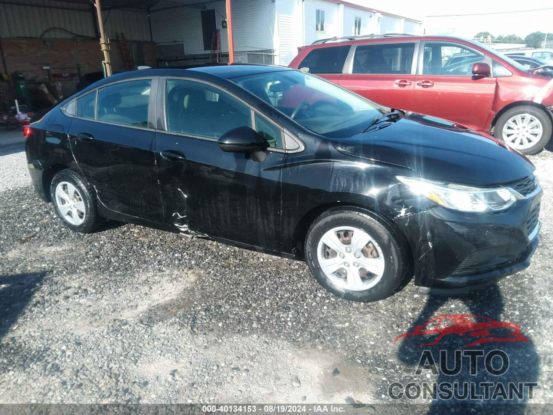 CHEVROLET CRUZE 2018 - 1G1BC5SM9J7217352