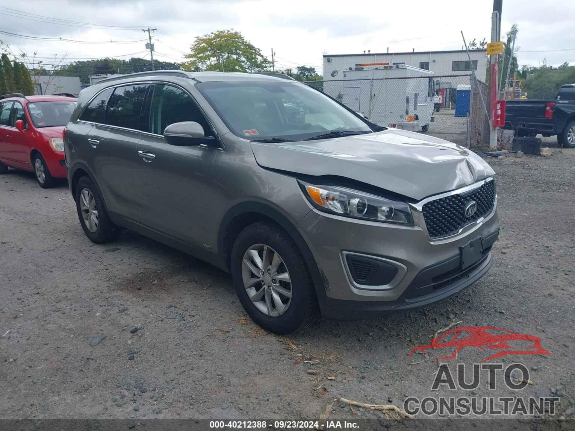 KIA SORENTO 2016 - 5XYPGDA38GG148203