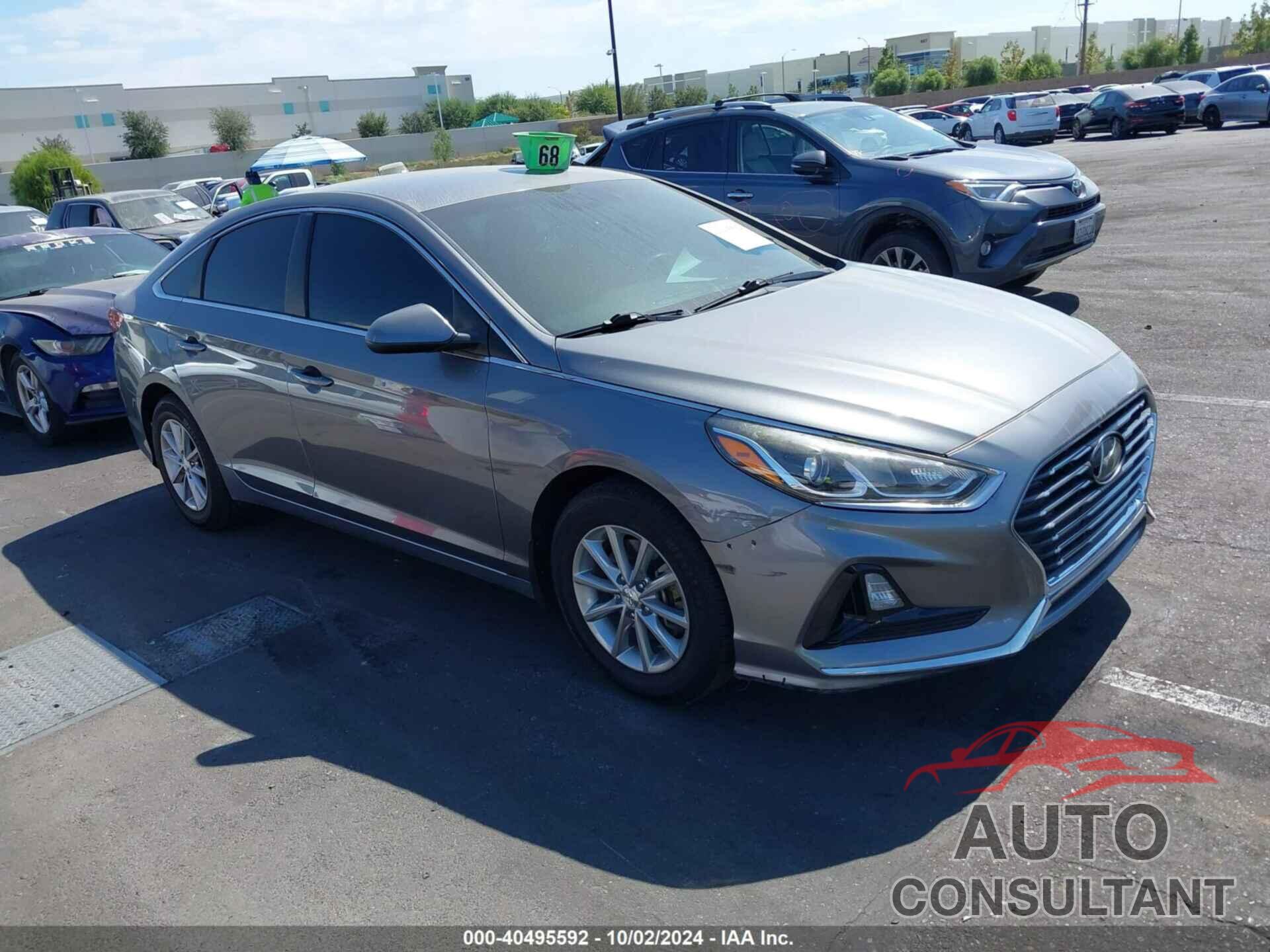 HYUNDAI SONATA 2018 - 5NPE24AF5JH663000