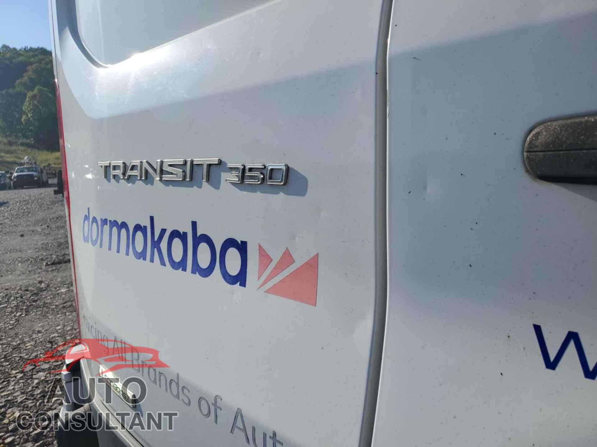 FORD TRANSIT 2017 - 1FTBW2CG3HKA95665