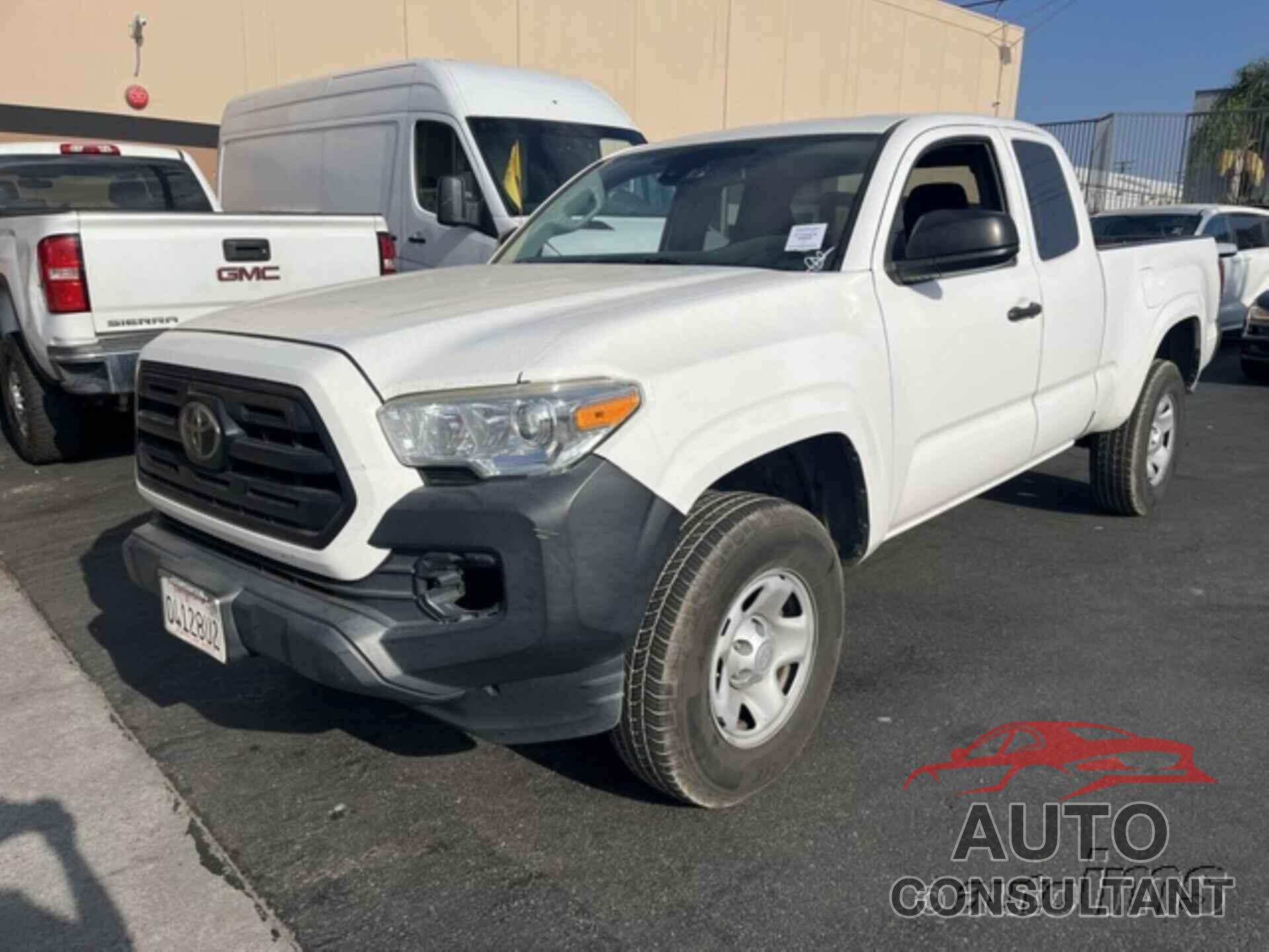 TOYOTA TACOMA 2019 - 5TFRX5GN2KX152017