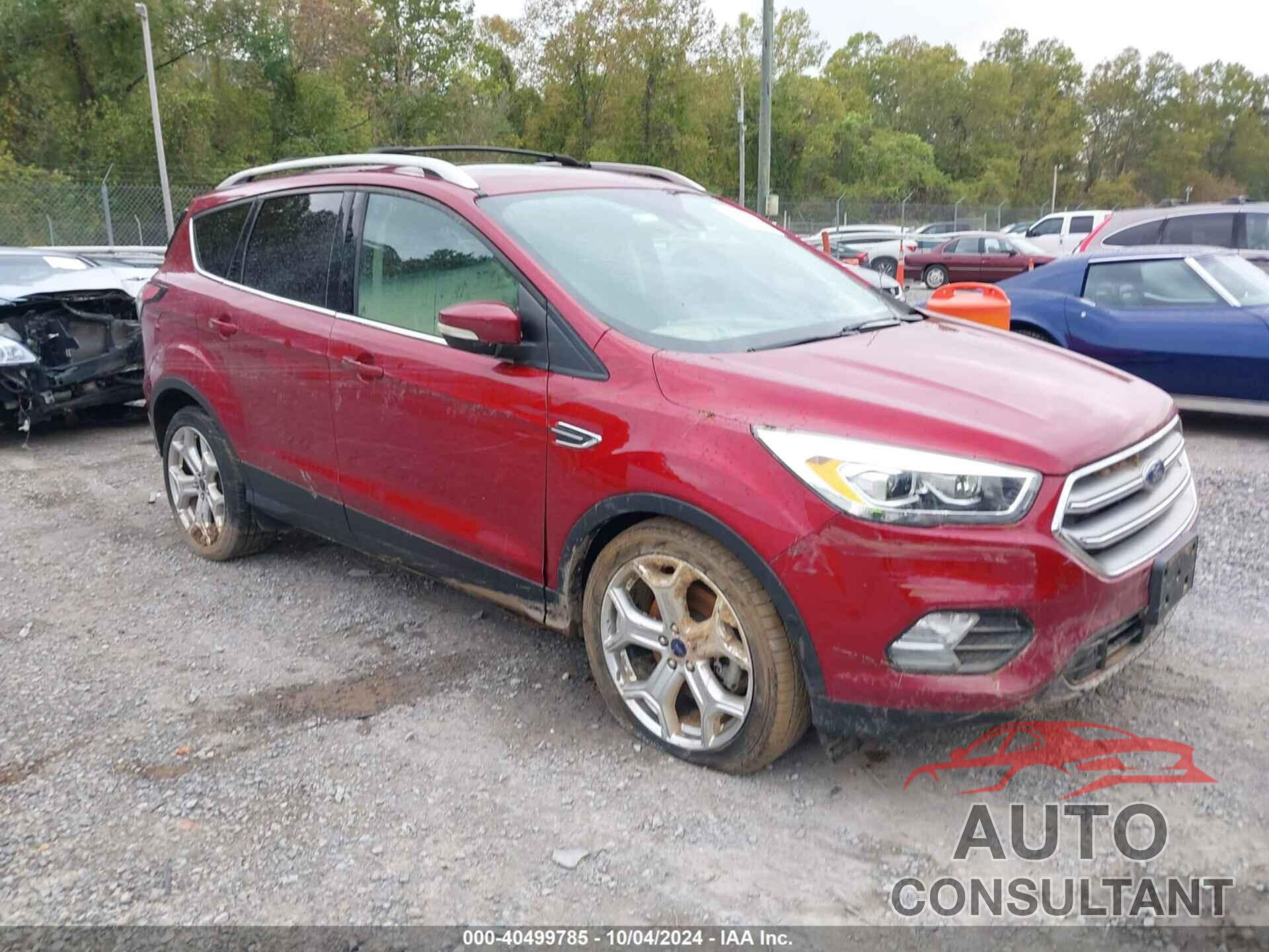 FORD ESCAPE 2017 - 1FMCU9J94HUE02333