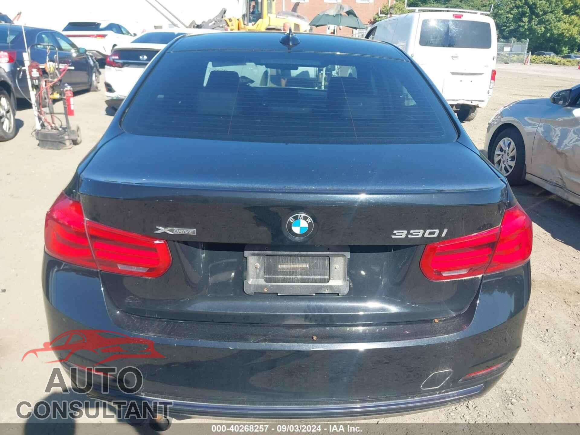 BMW 330I 2018 - WBA8D9G54JNU68280