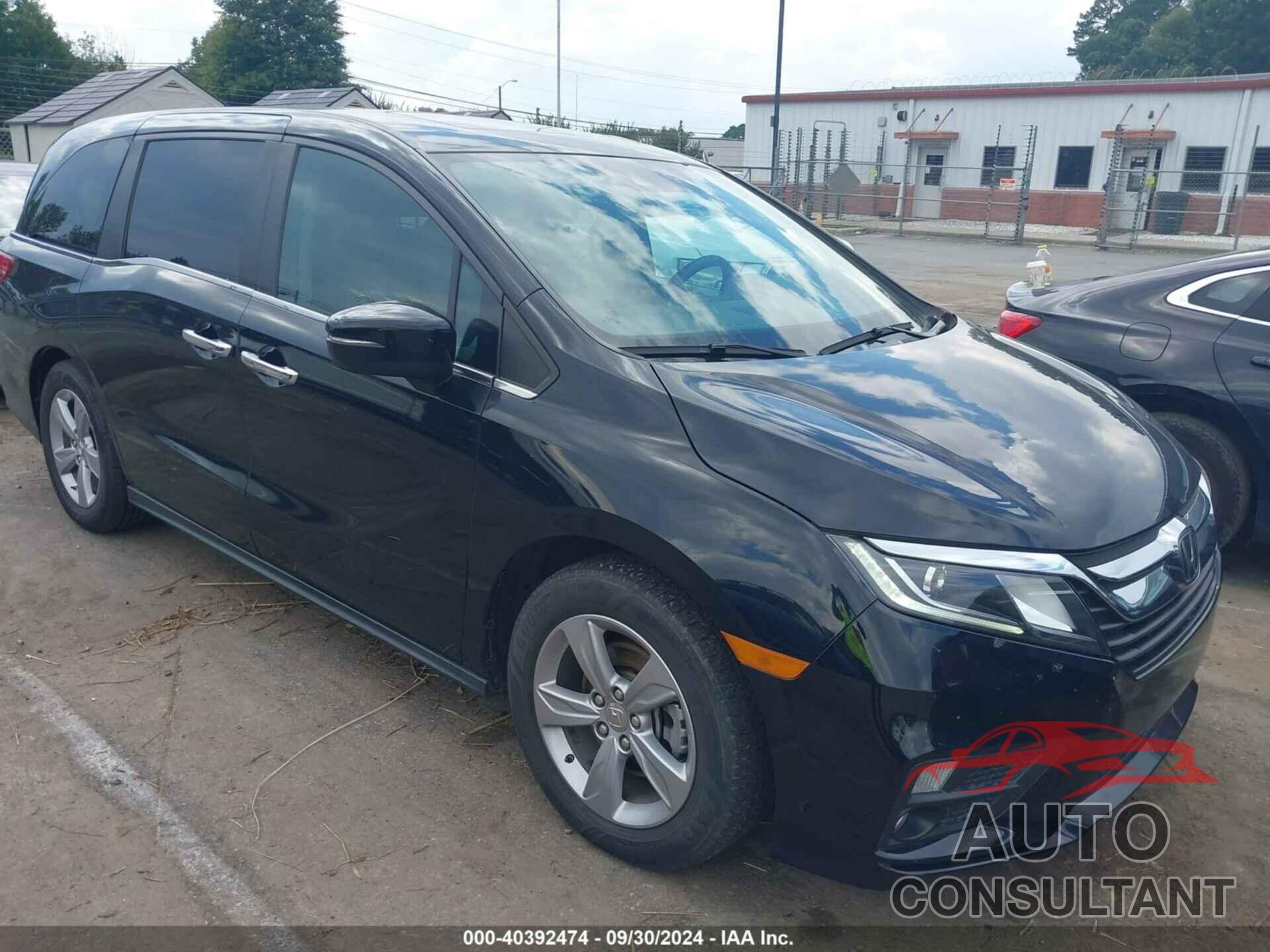 HONDA ODYSSEY 2018 - 5FNRL6H70JB005804