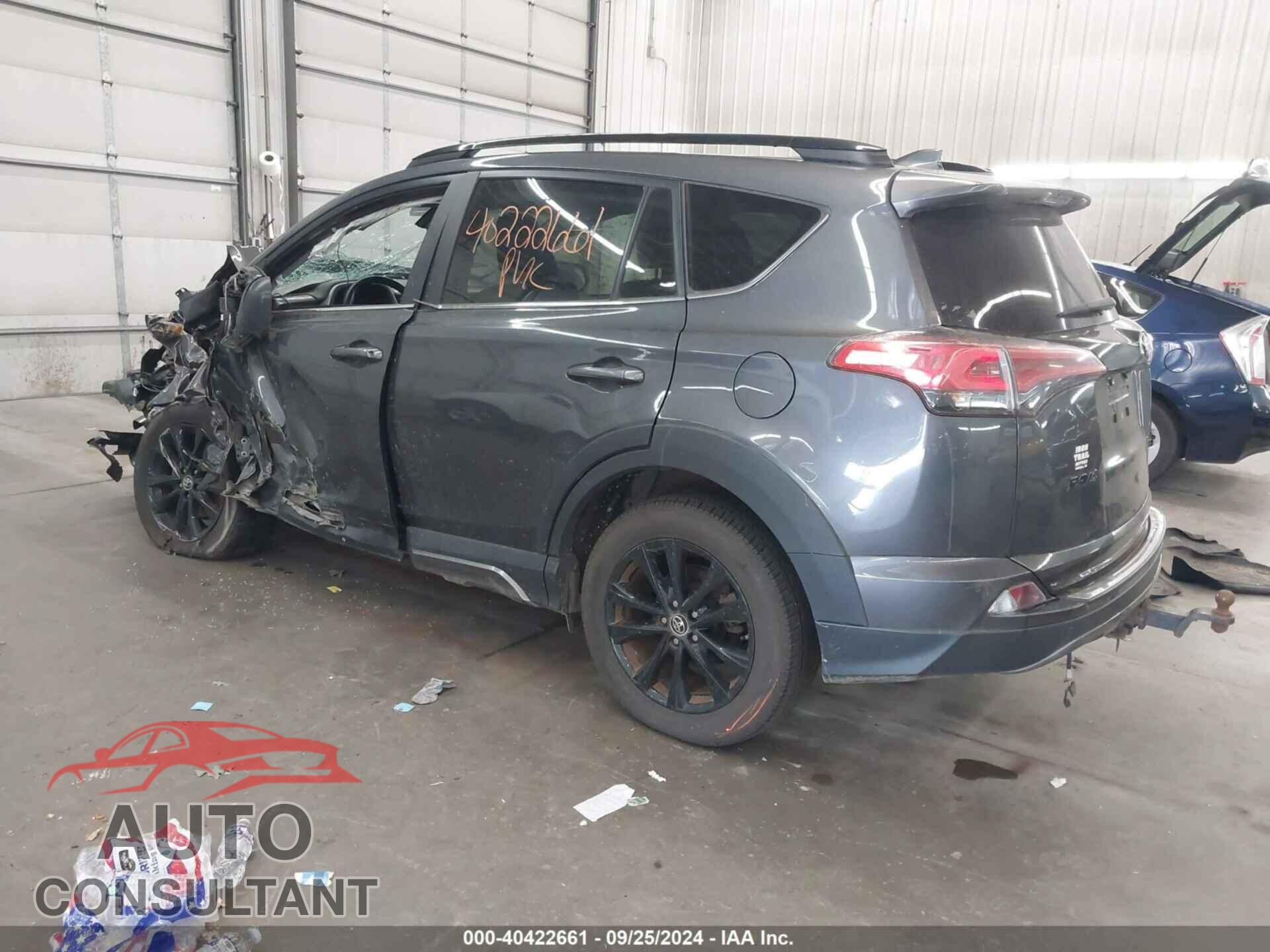 TOYOTA RAV4 2018 - 2T3RFREVXJW843201