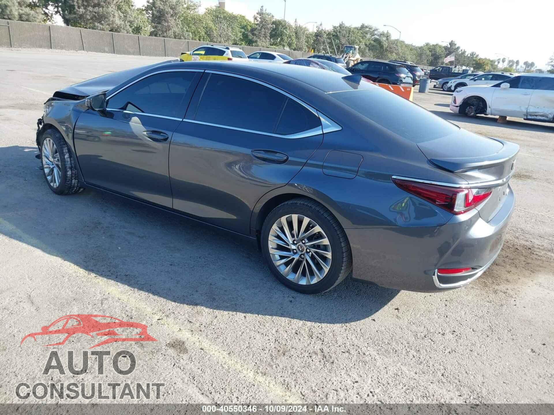 LEXUS ES 300H 2023 - 58AEA1C14PU027979