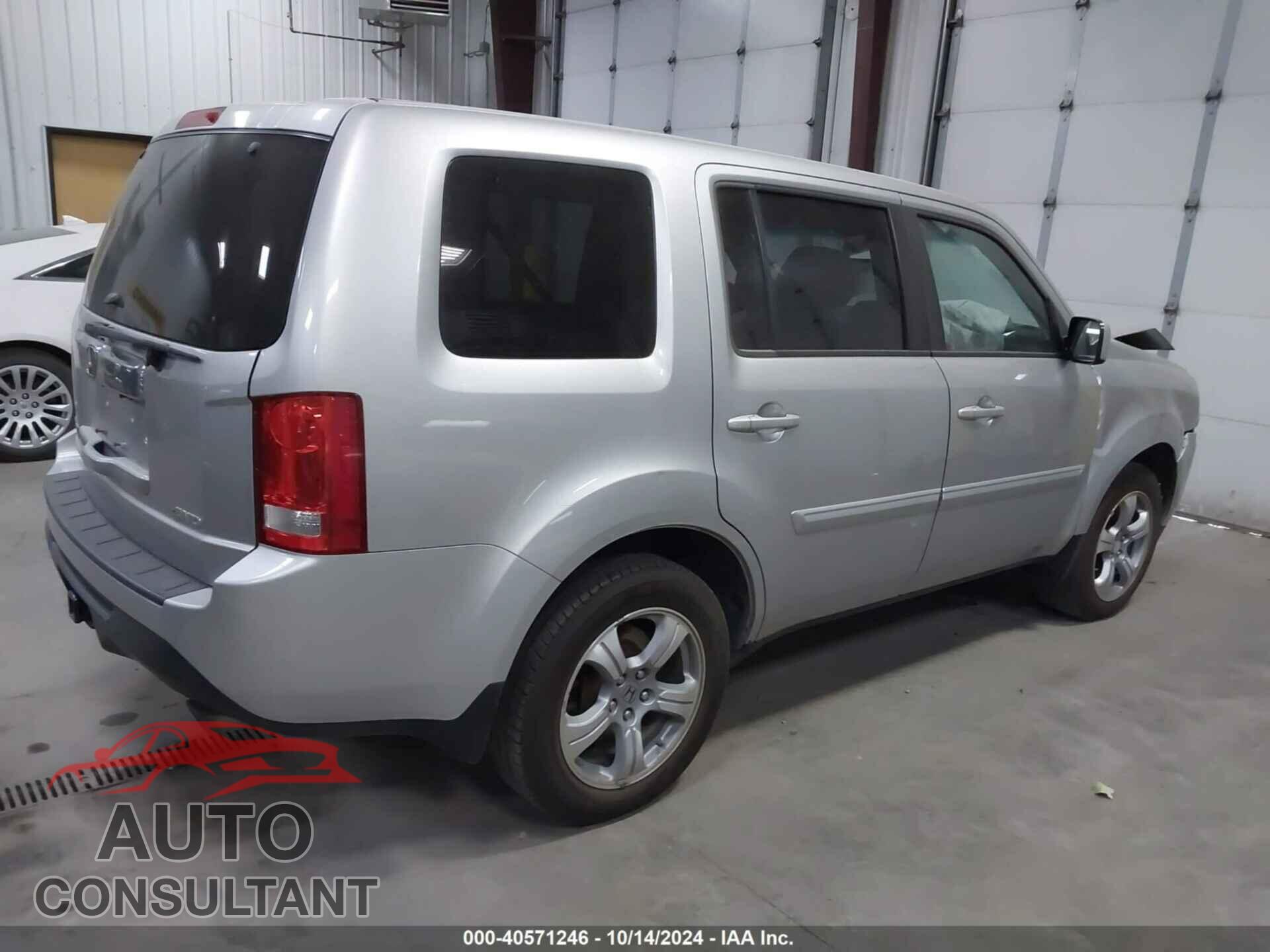 HONDA PILOT 2014 - 5FNYF4H7XEB035003