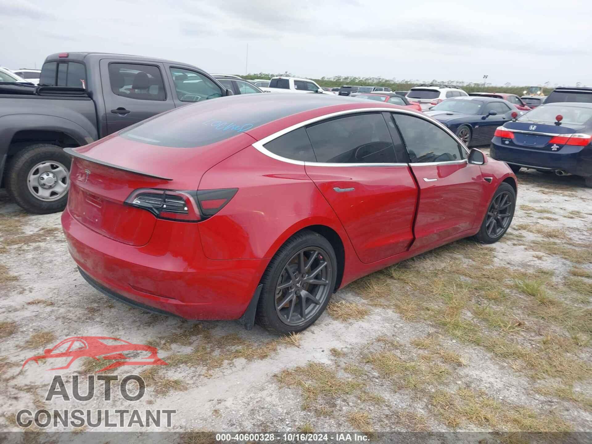 TESLA MODEL 3 2018 - 5YJ3E1EA3JF045071