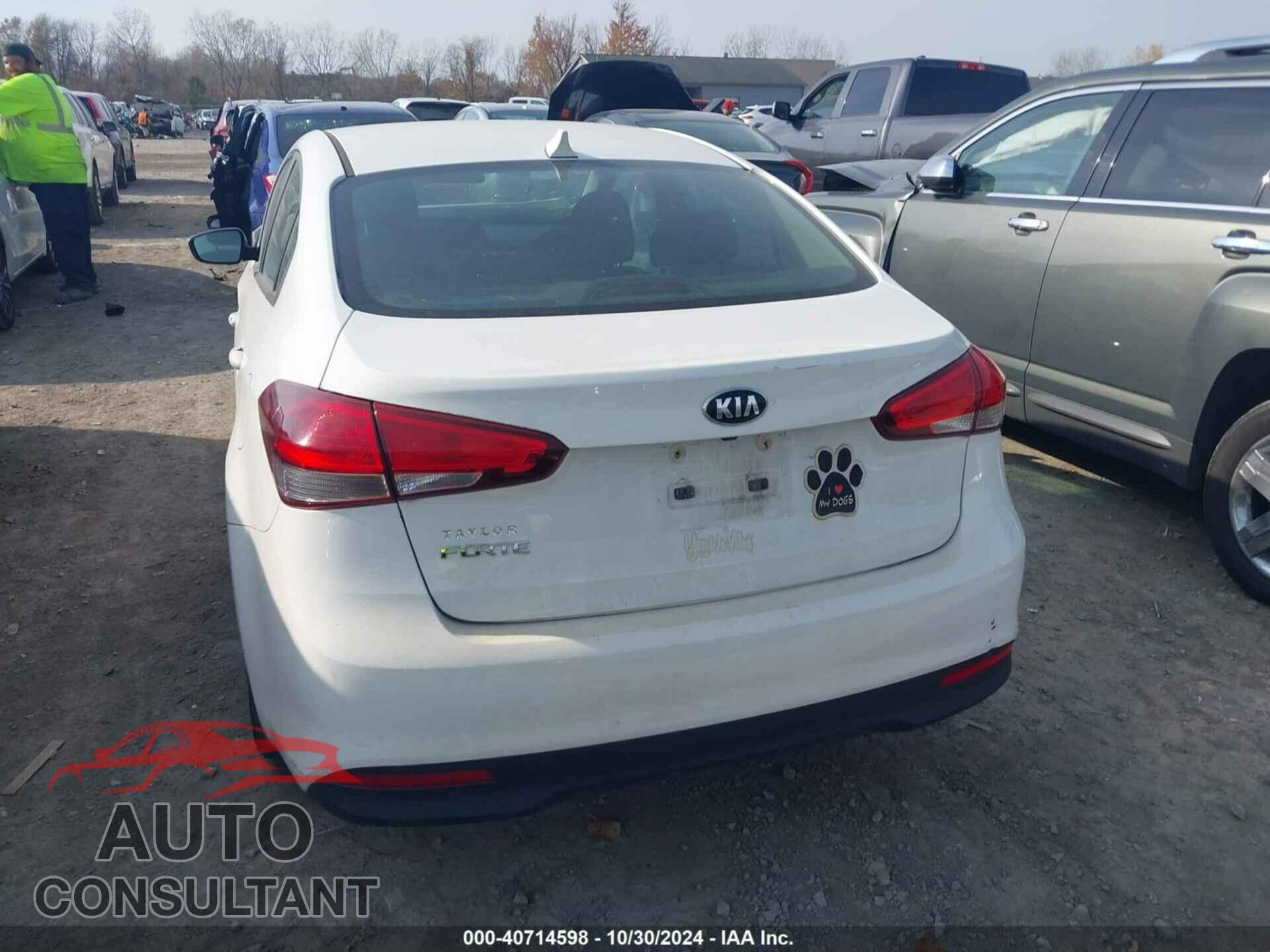 KIA FORTE 2018 - 3KPFK4A79JE280257
