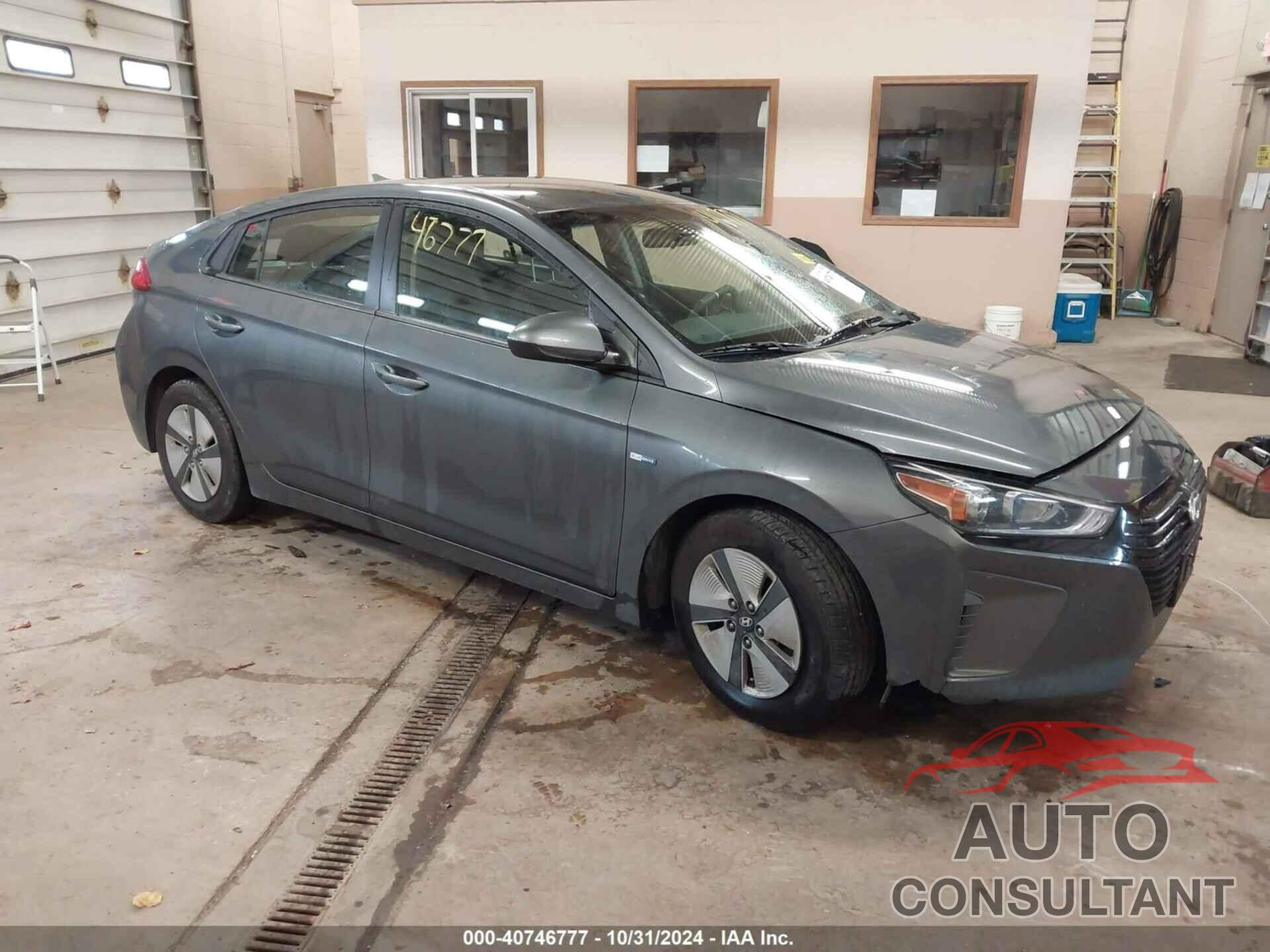 HYUNDAI IONIQ HYBRID 2019 - KMHC65LC4KU181058
