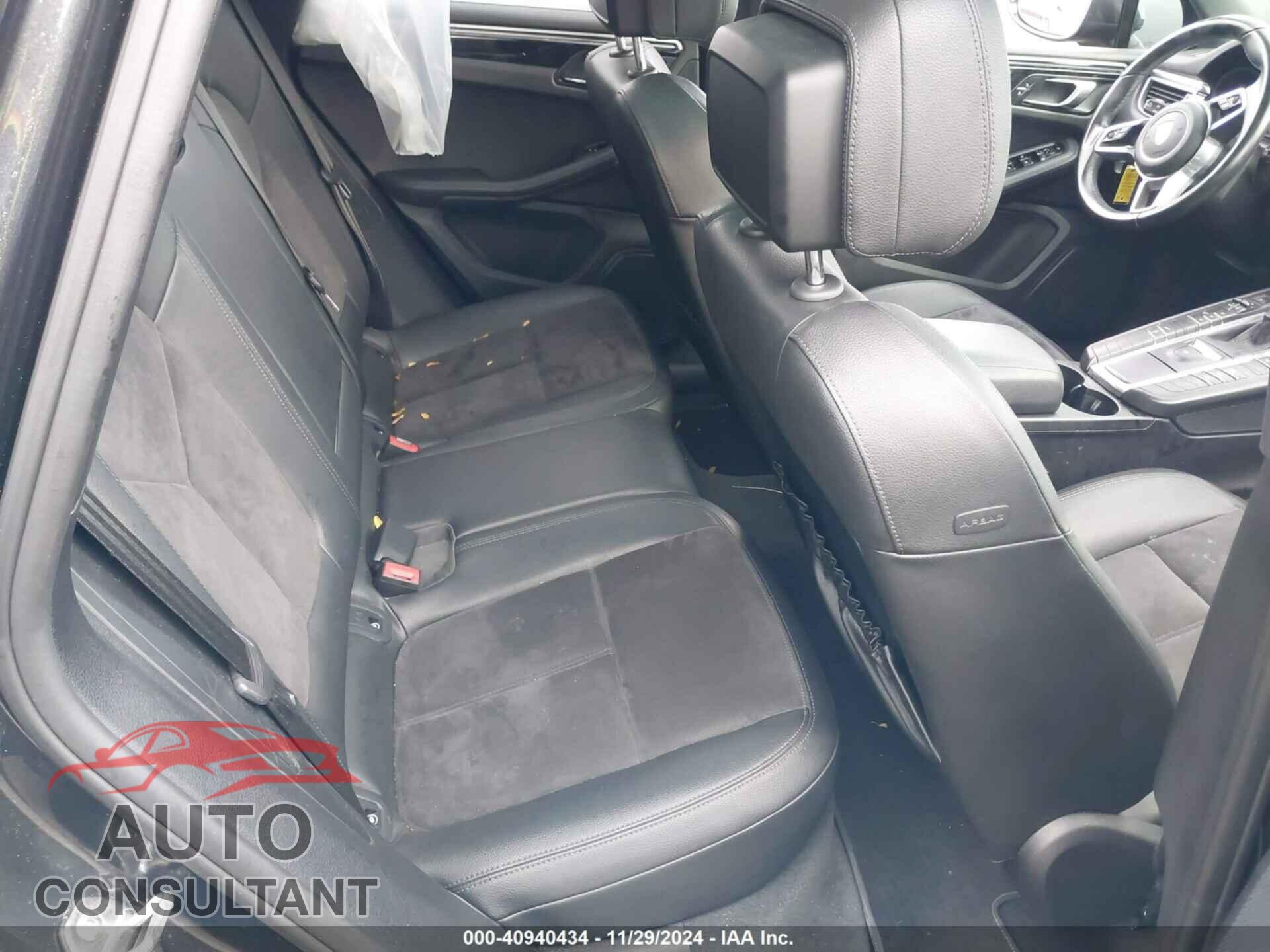 PORSCHE MACAN 2018 - WP1AA2A54JLB06313