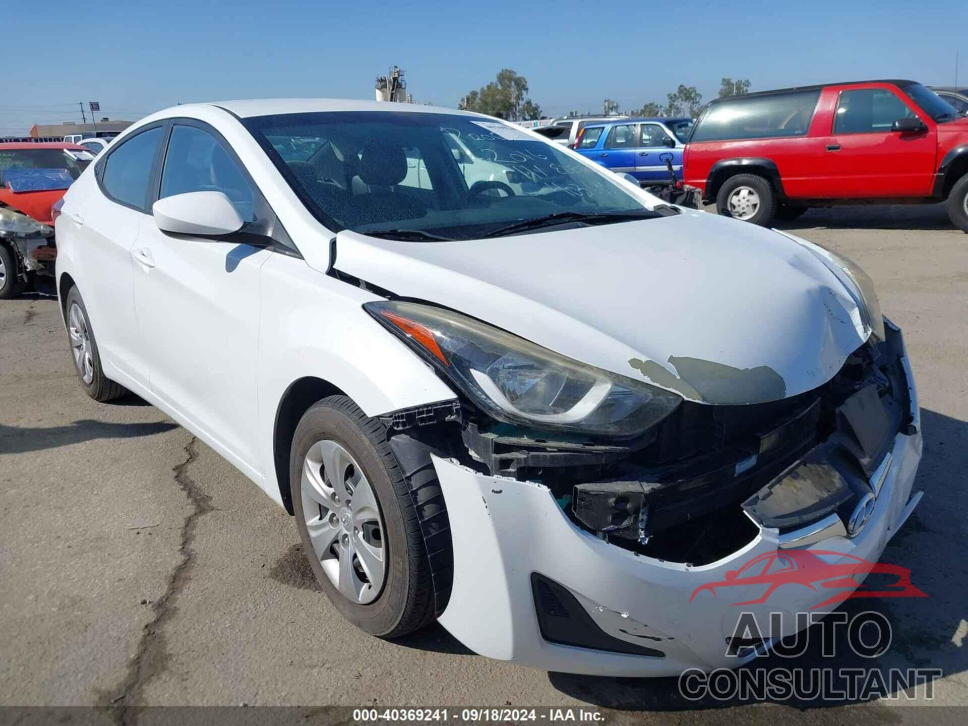 HYUNDAI ELANTRA 2016 - 5NPDH4AE2GH717816