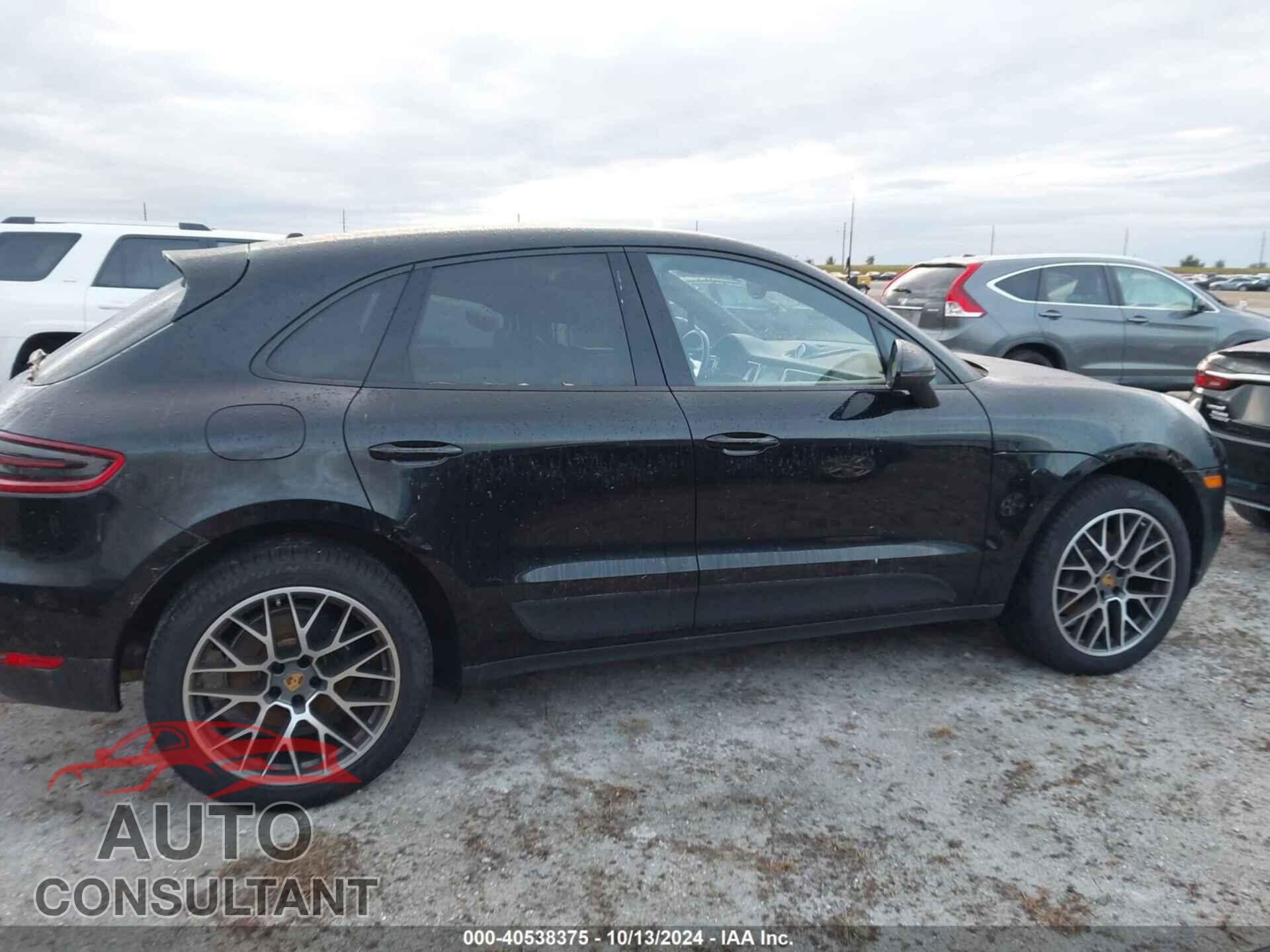 PORSCHE MACAN 2018 - WP1AA2A50JLB11296