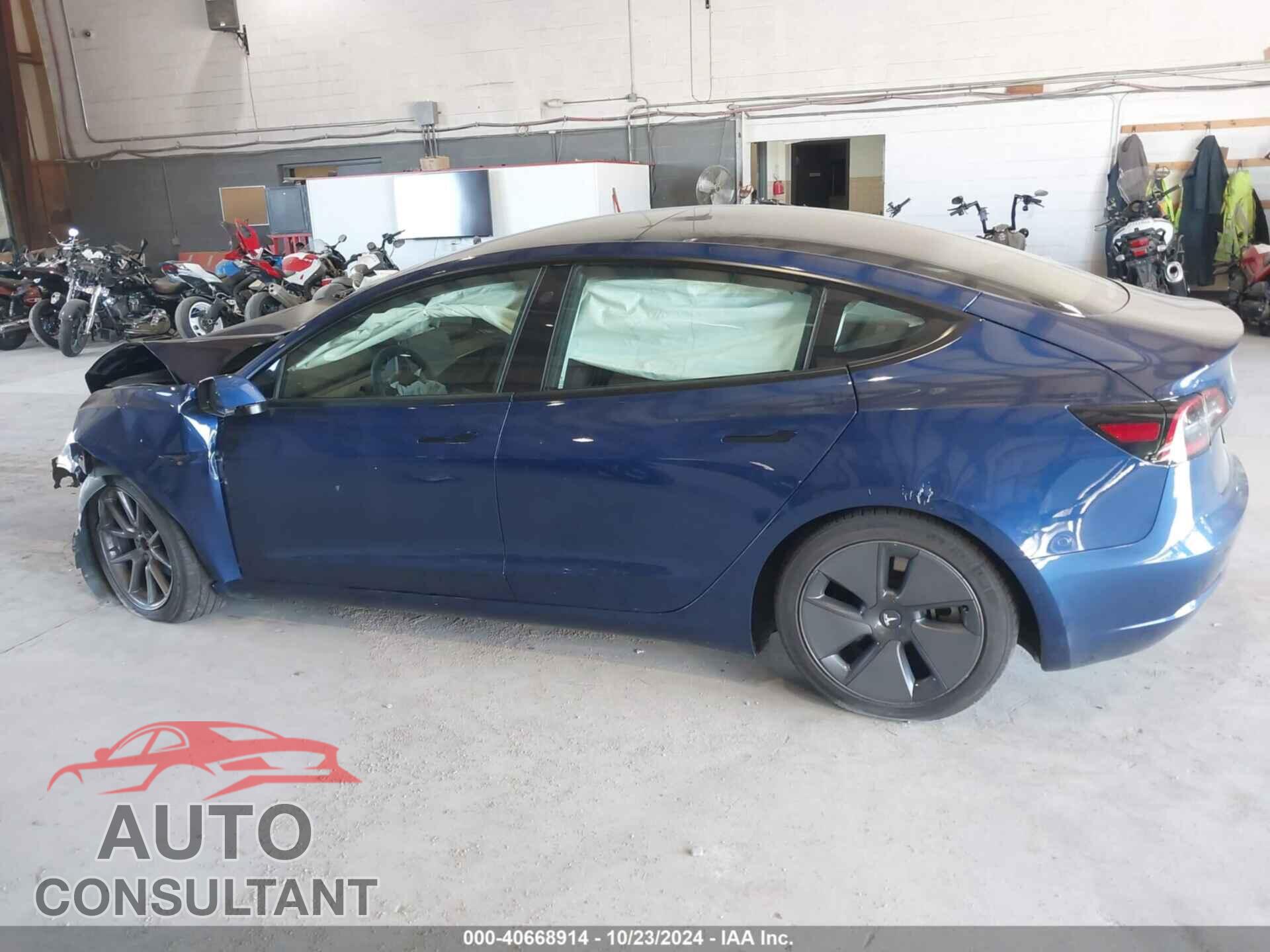 TESLA MODEL 3 2022 - 5YJ3E1EB2NF121801