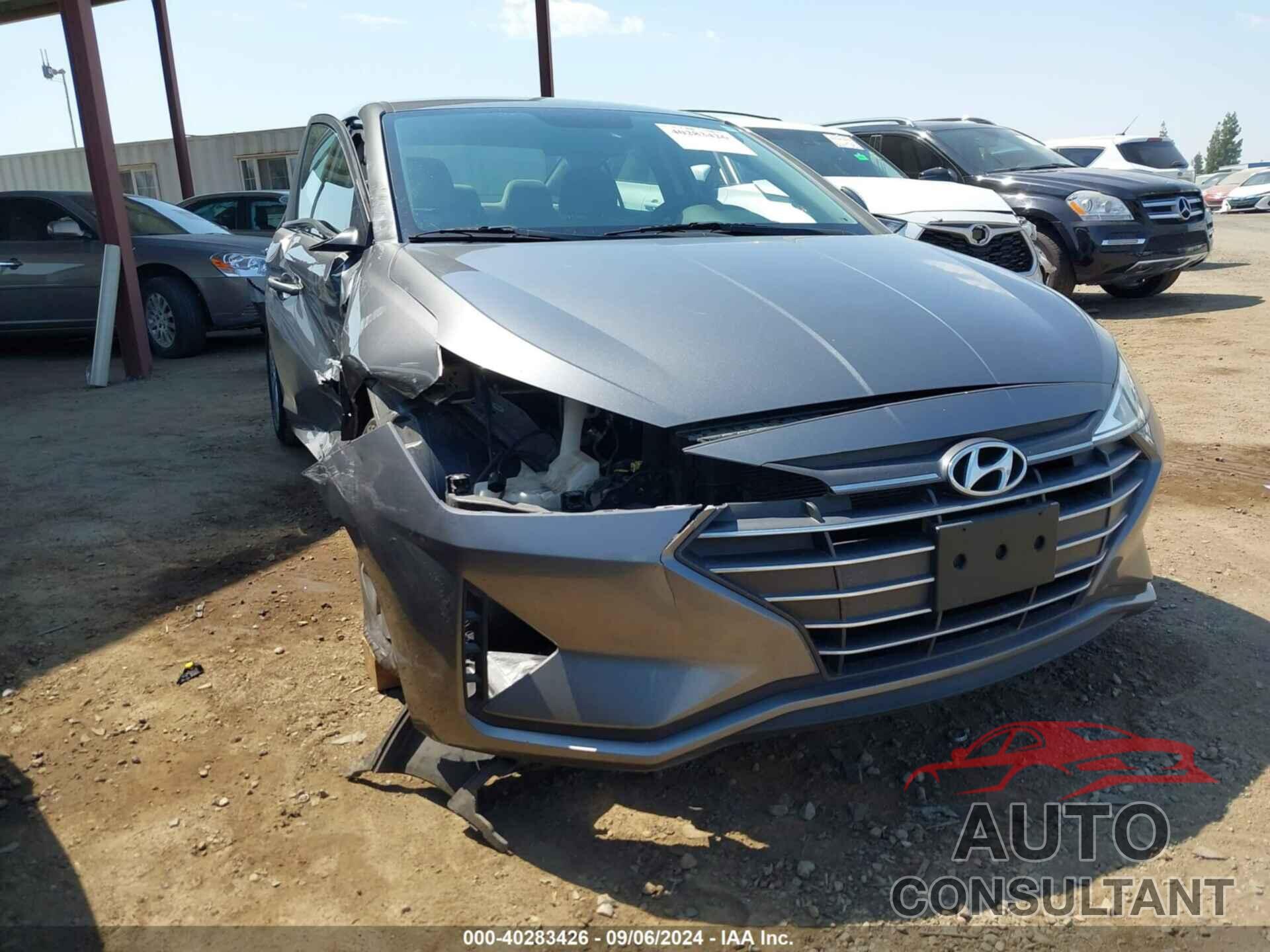 HYUNDAI ELANTRA 2019 - 5NPD74LF6KH497050