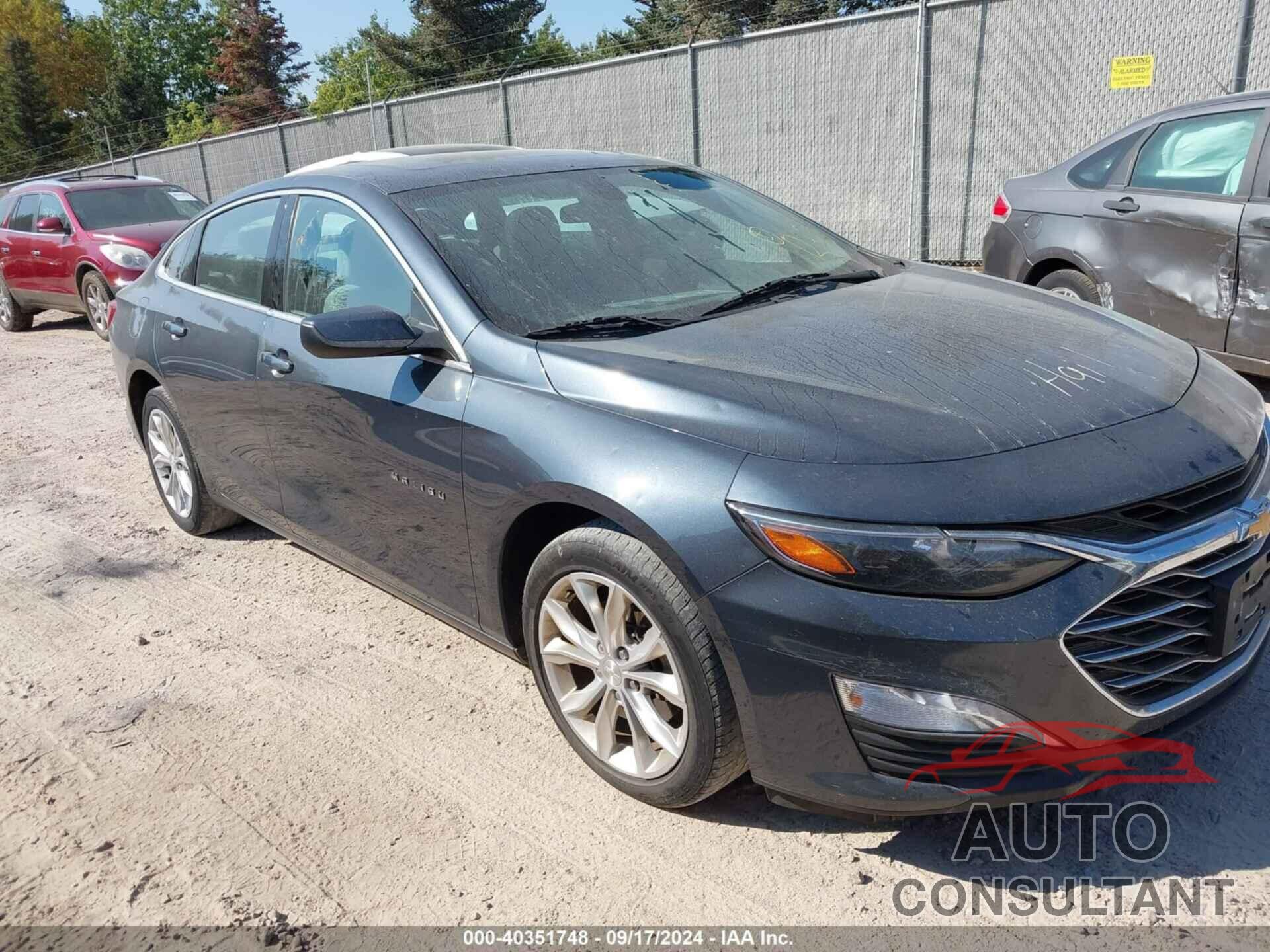 CHEVROLET MALIBU 2019 - 1G1ZD5ST5KF141770