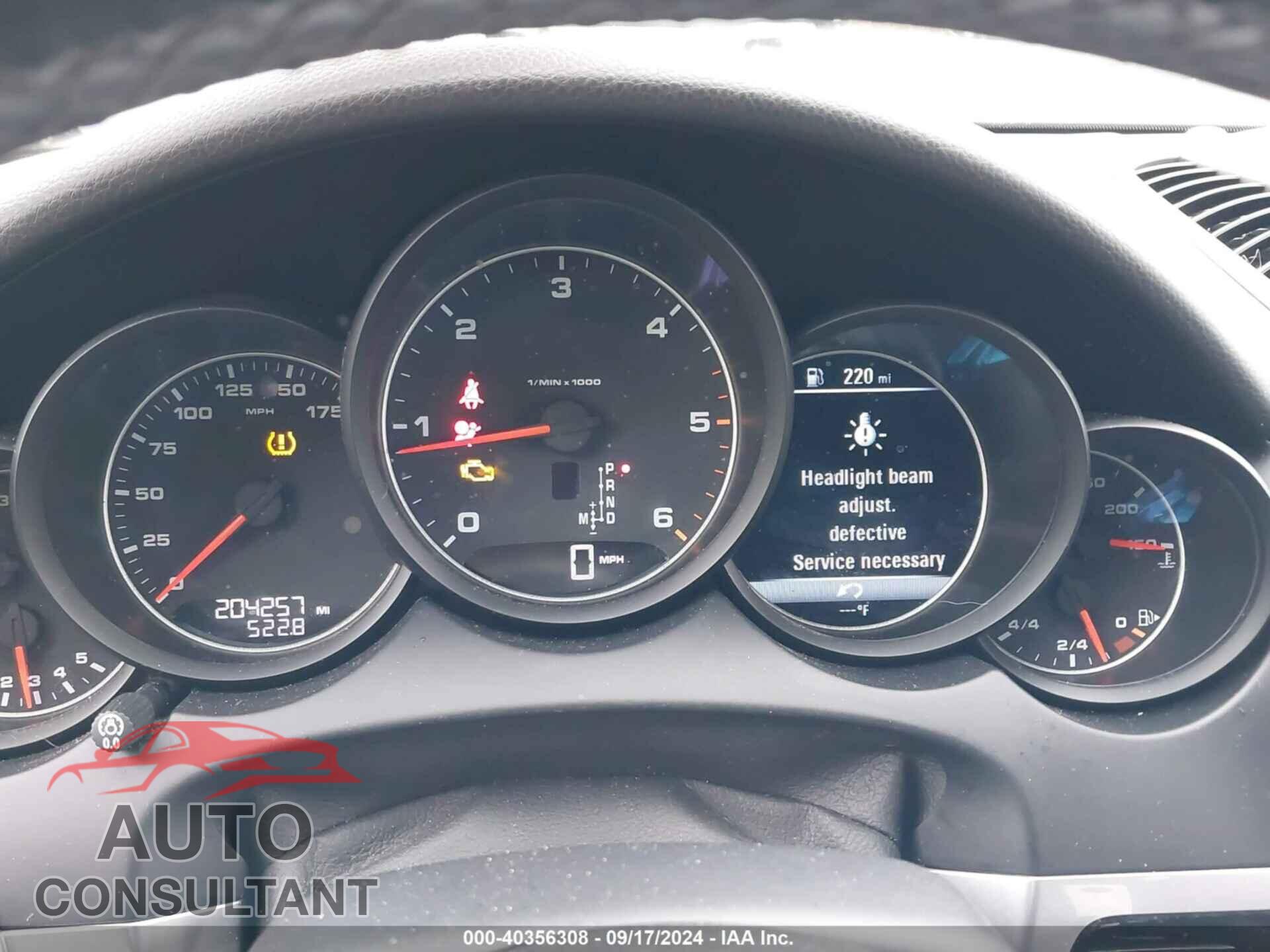 PORSCHE CAYENNE 2015 - WP1AF2A27FLA40905