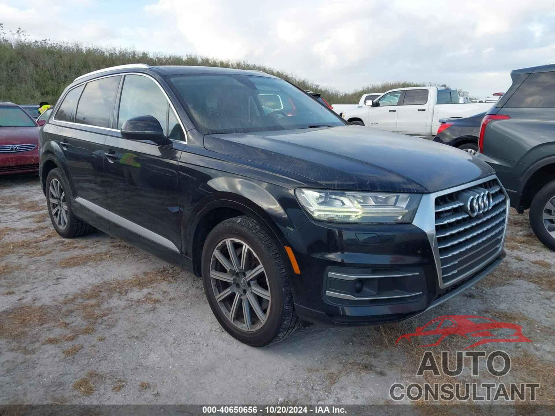 AUDI Q7 2018 - WA1LHAF79JD022406