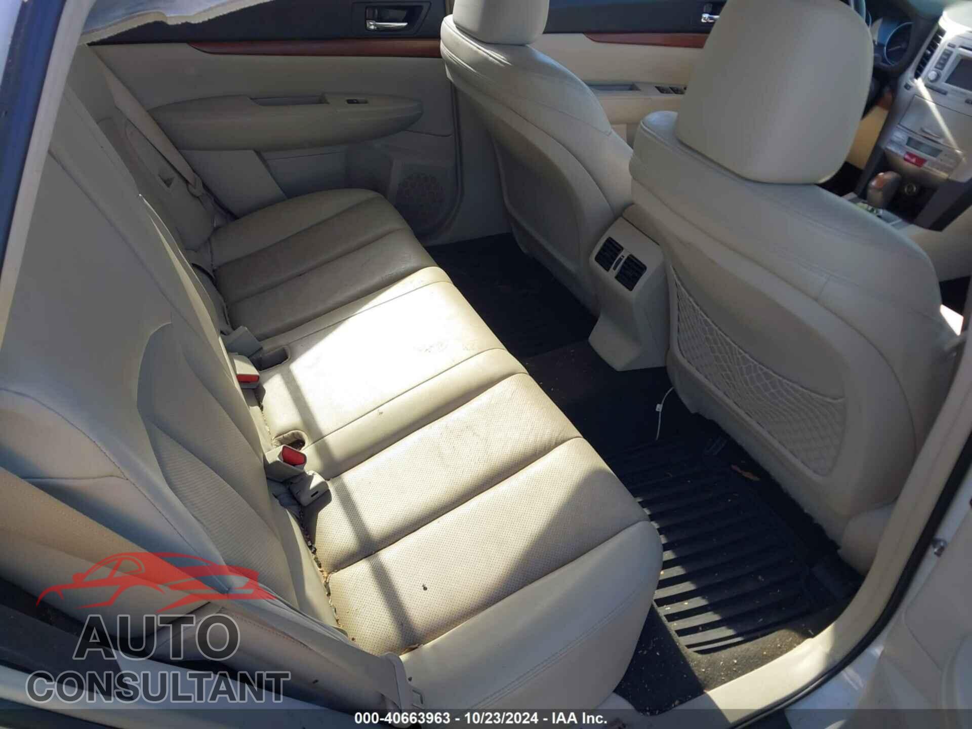 SUBARU OUTBACK 2014 - 4S4BRBLC0E3308626