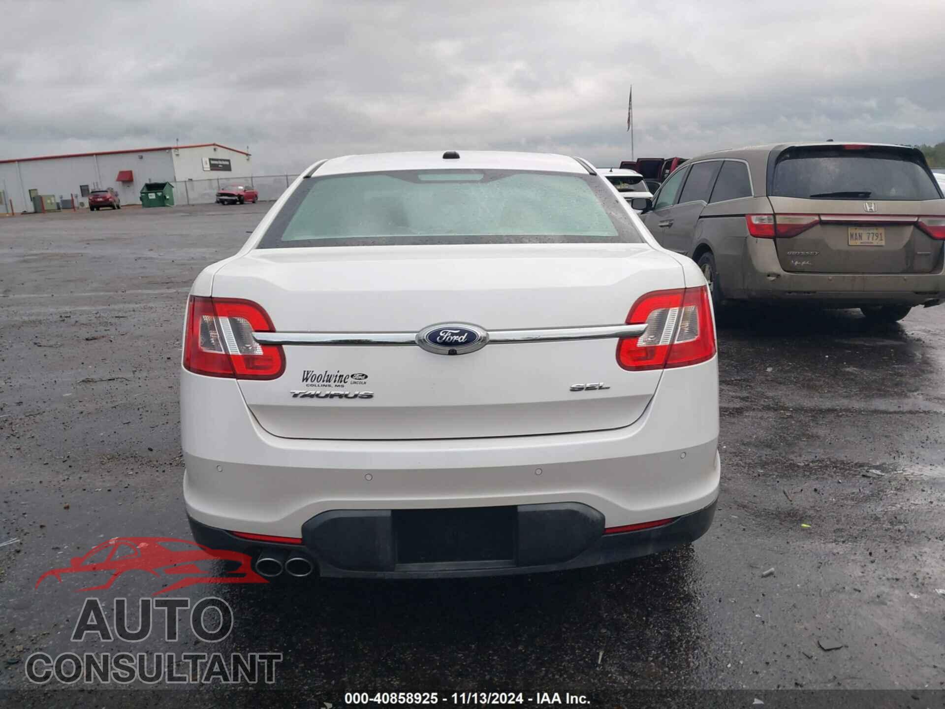 FORD TAURUS 2011 - 1FAHP2EW0BG191040