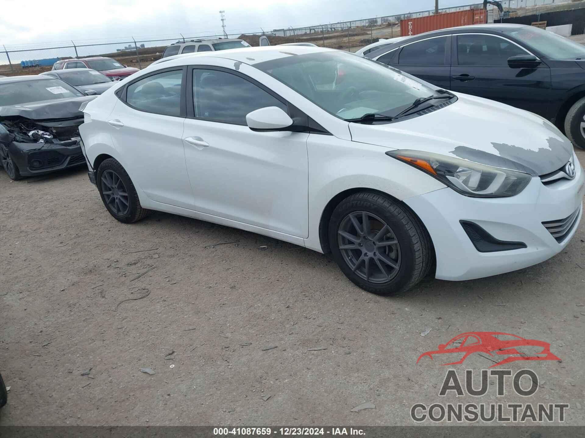 HYUNDAI ELANTRA 2016 - 5NPDH4AE0GH769574
