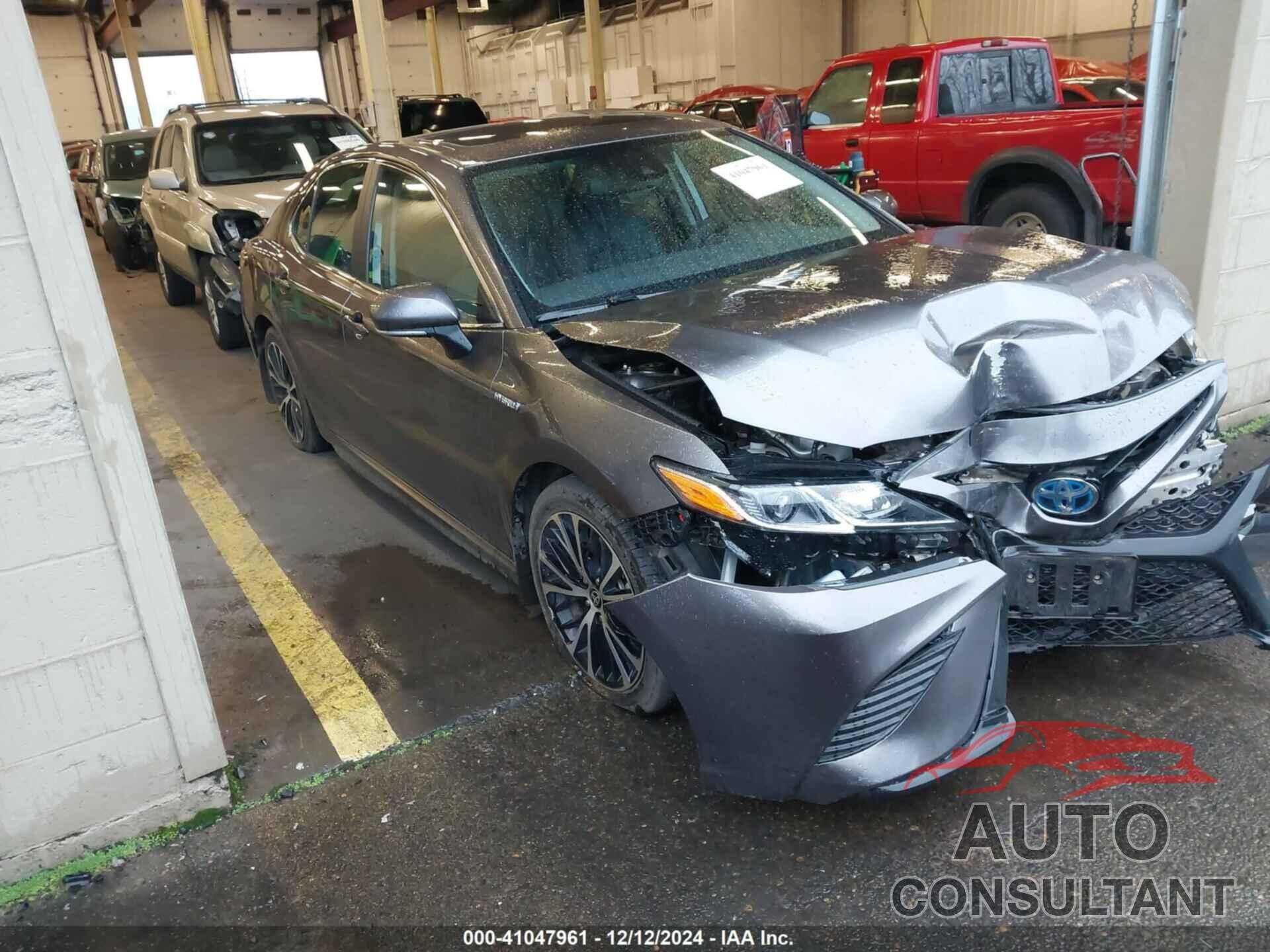 TOYOTA CAMRY 2020 - 4T1J31AK0LU543181