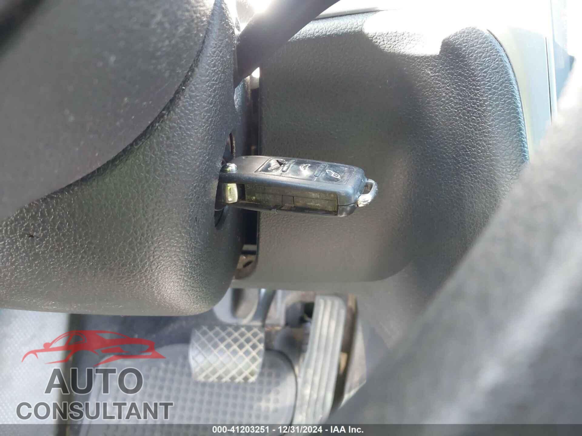 VOLKSWAGEN PASSAT 2012 - 1VWAP7A39CC032978