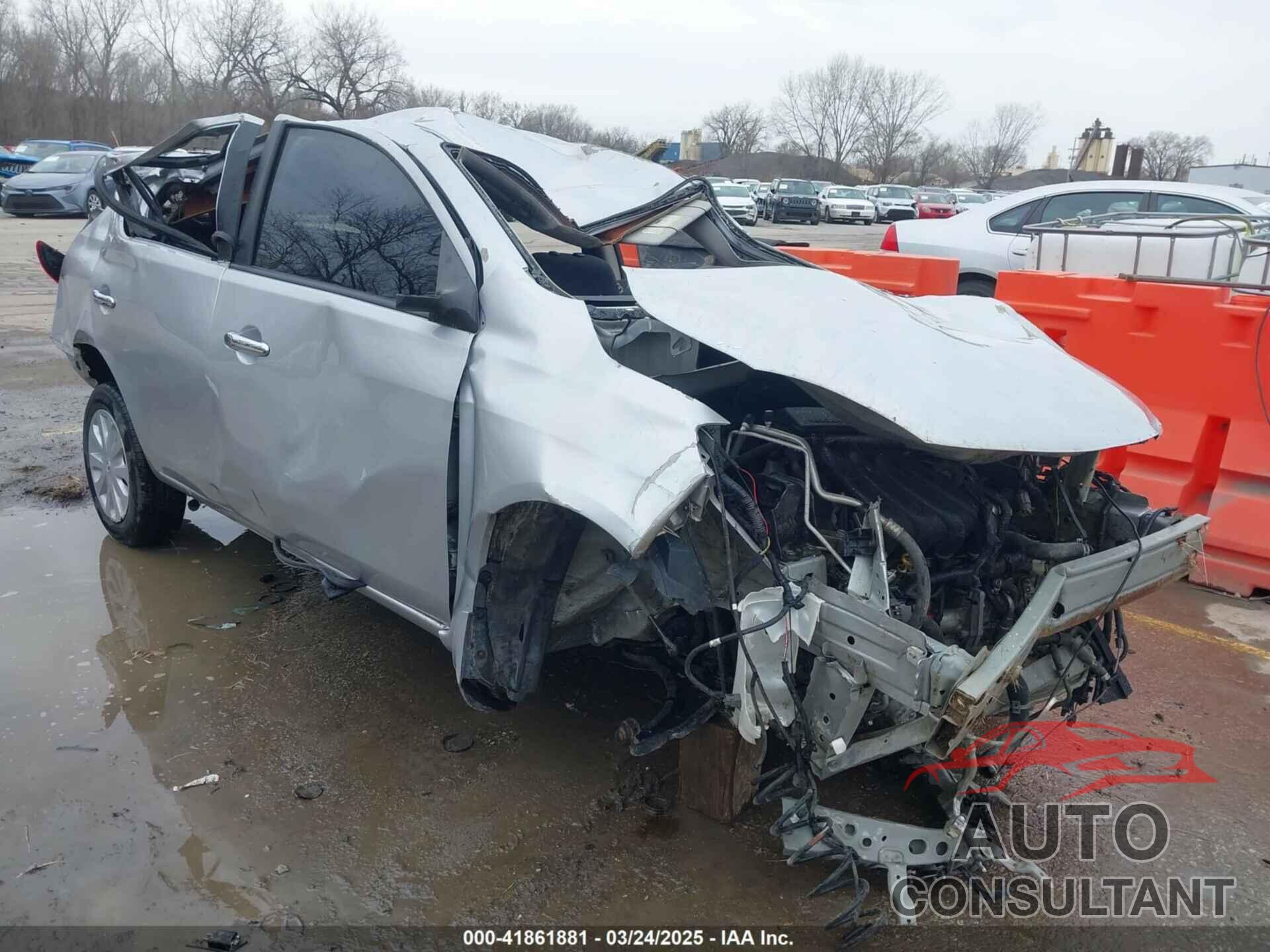 NISSAN VERSA 2012 - 3N1CN7AP0CL856623