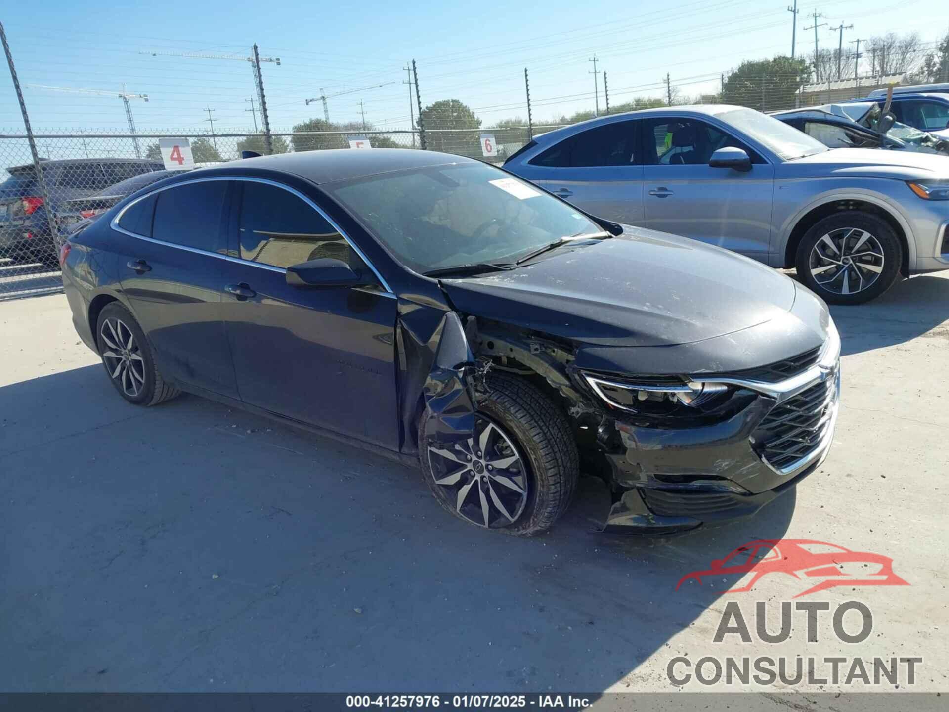 CHEVROLET MALIBU 2022 - 1G1ZG5ST6NF209232