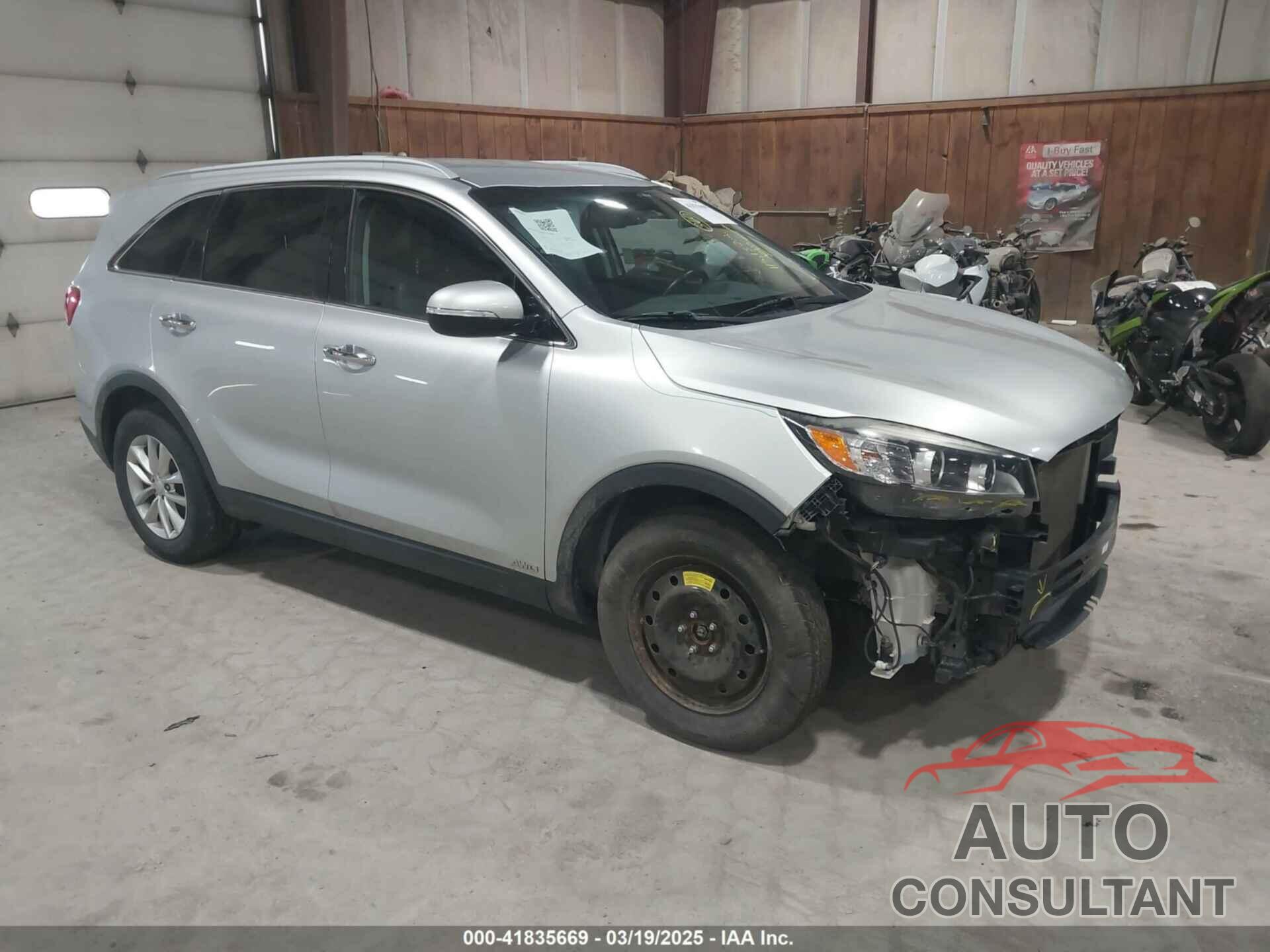 KIA SORENTO 2017 - 5XYPGDA30HG326073