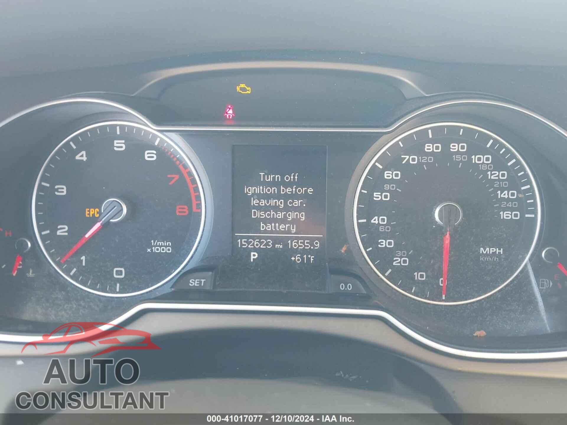 AUDI A4 2013 - WAUBFAFL5DN033127
