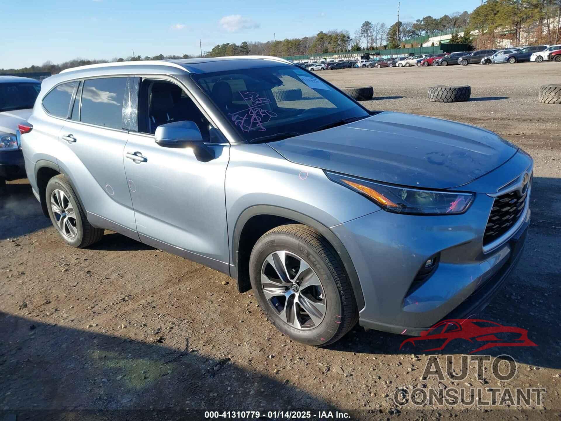 TOYOTA HIGHLANDER 2022 - 5TDGZRBHXNS209035