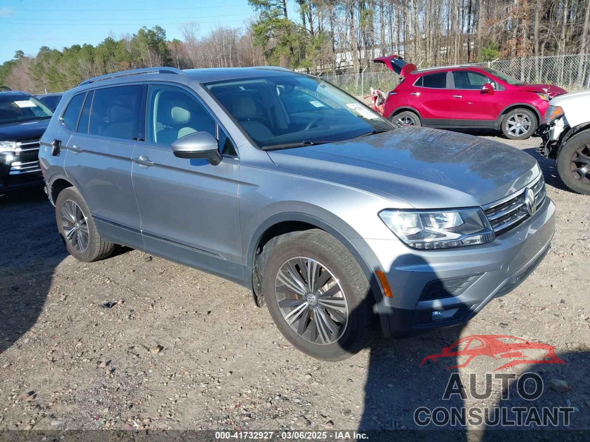 VOLKSWAGEN TIGUAN 2019 - 3VV3B7AX4KM148455