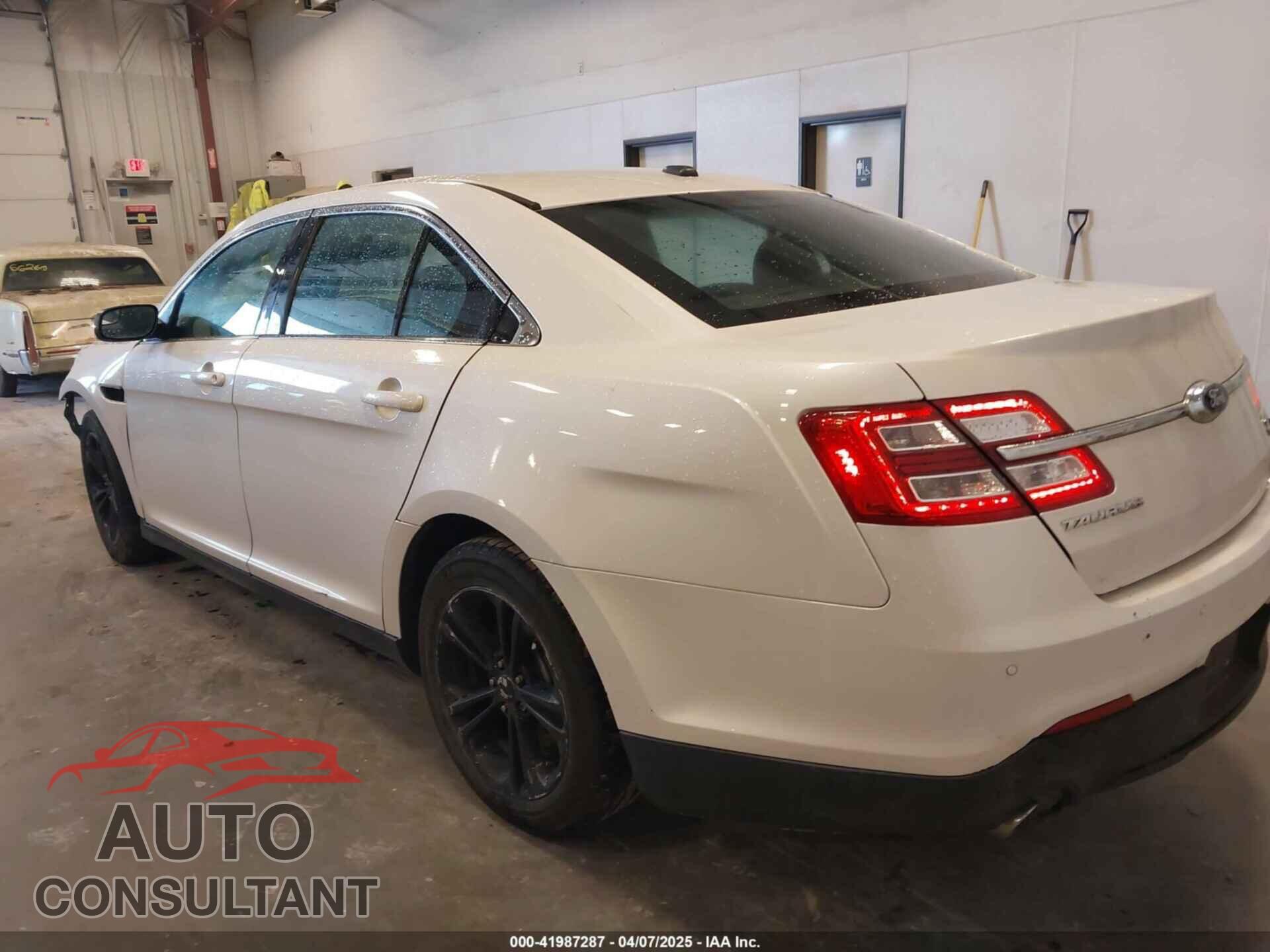 FORD TAURUS 2014 - 1FAHP2H80EG151946