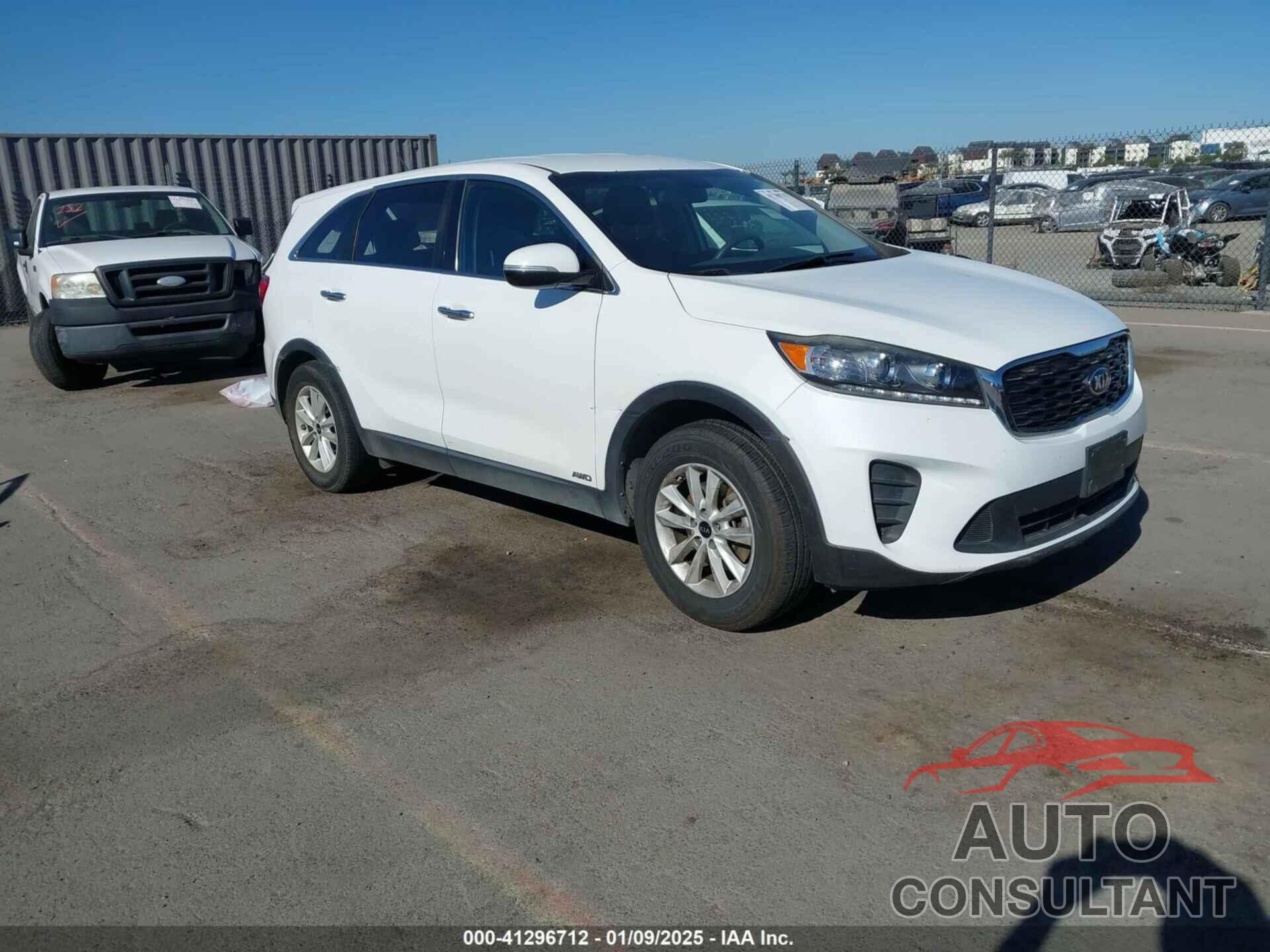 KIA SORENTO 2019 - 5XYPGDA3XKG551673